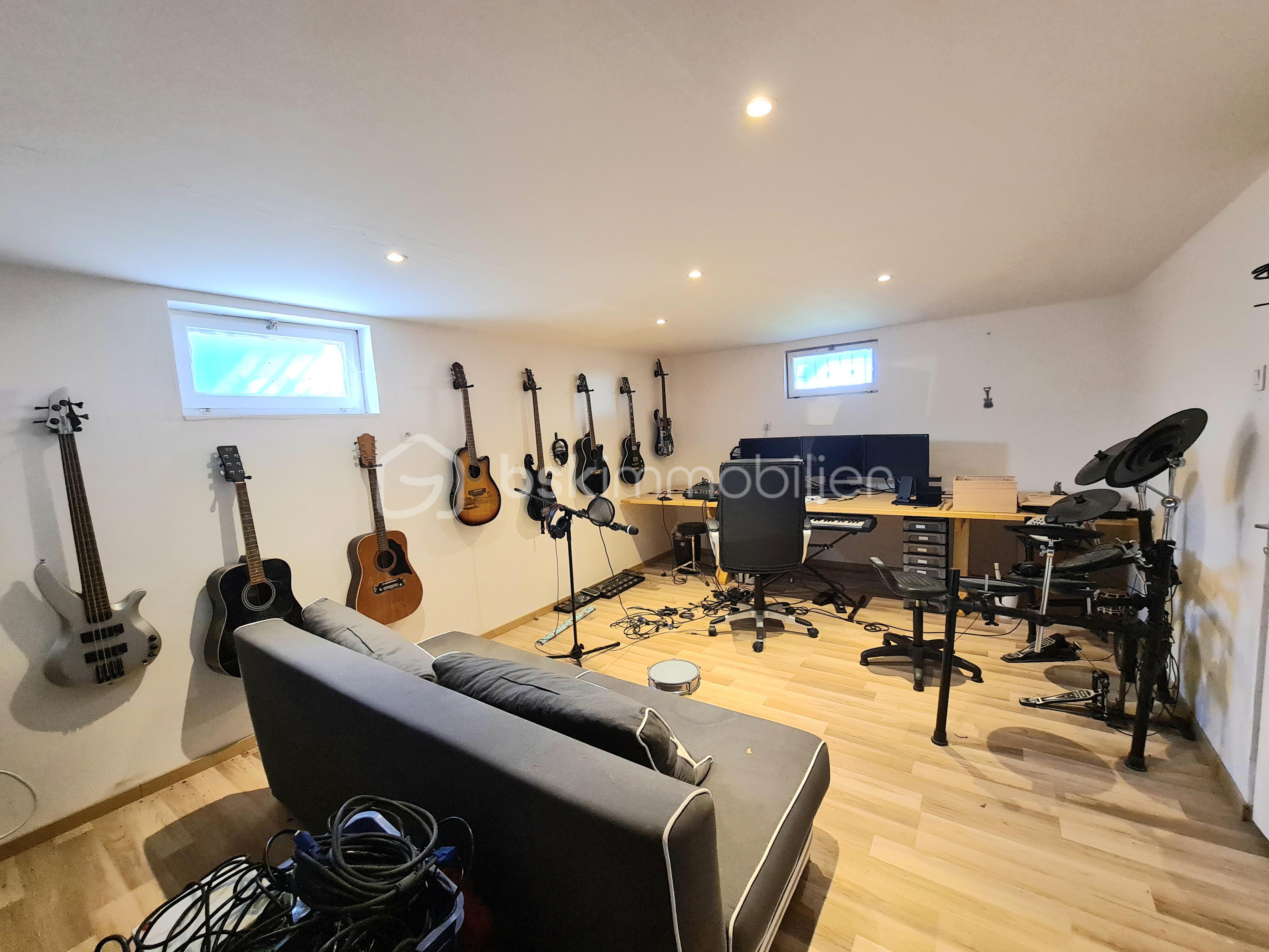 Maison de 157 m² - 20251231_140148.jpg