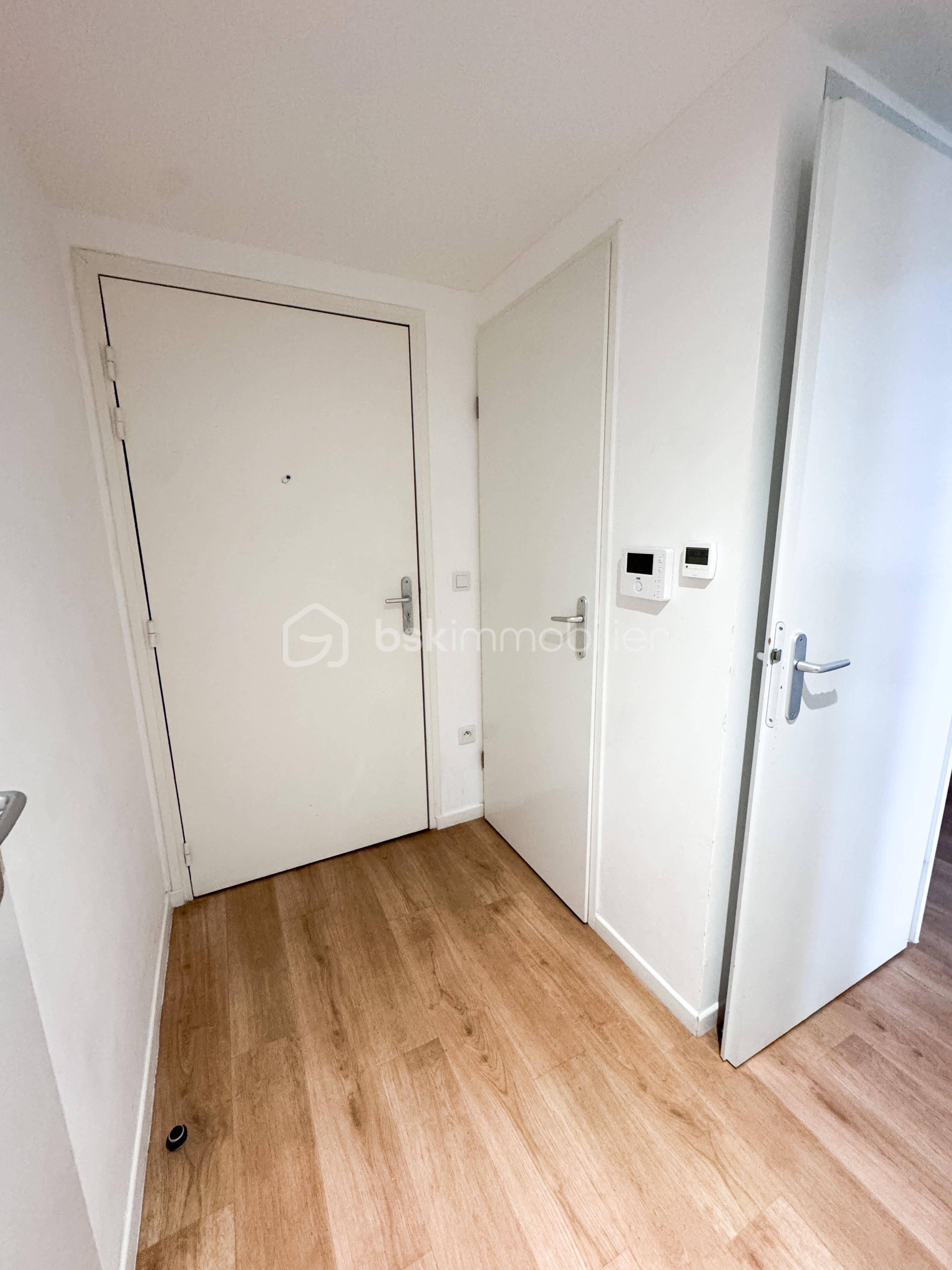 Appartement de 42,07 m² - ENTREE1 .jpg