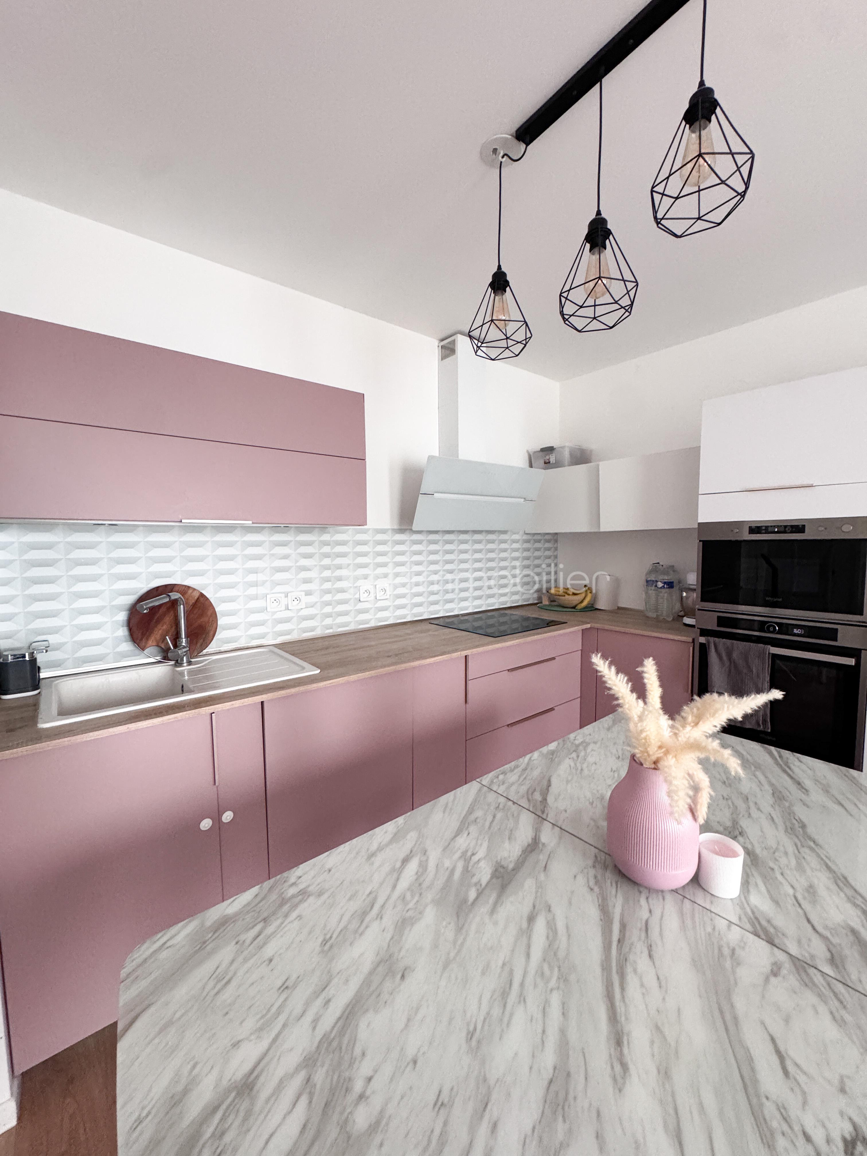 Appartement de 42,07 m² - SALON CUISINE 2 .jpg