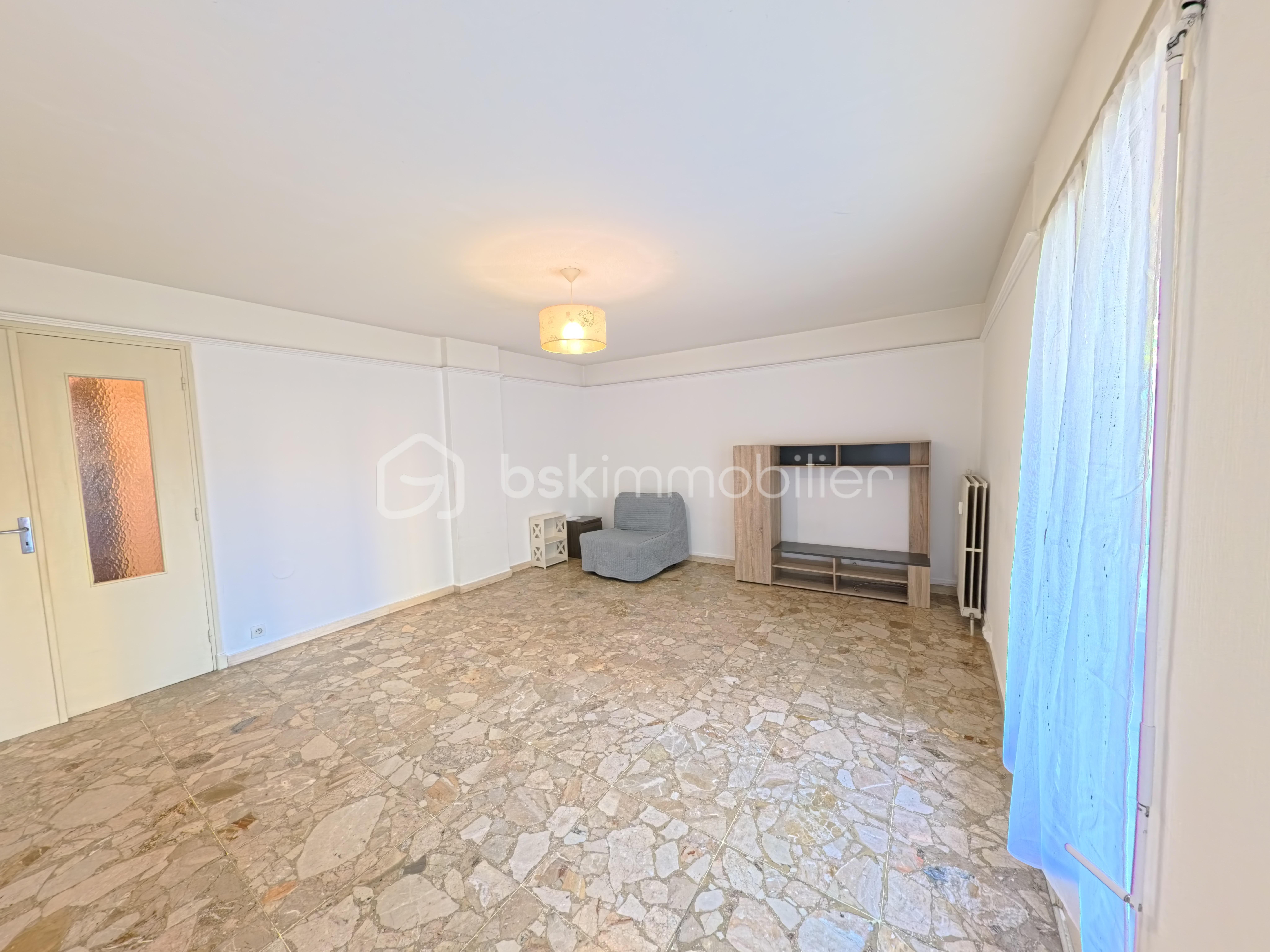 Appartement 1 pièce 39 m² · à Juan-les-Pins · 39,1 m² · 168 000 €