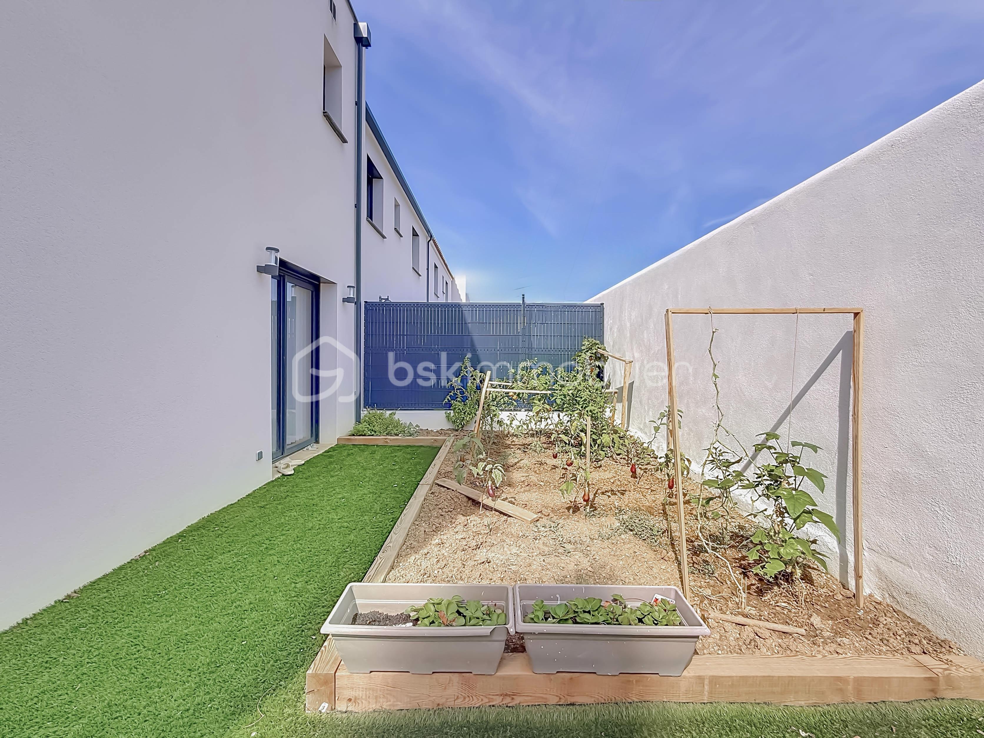 Maison contemporaine de 126 m² - saint-georges-dorques_00016.jpg