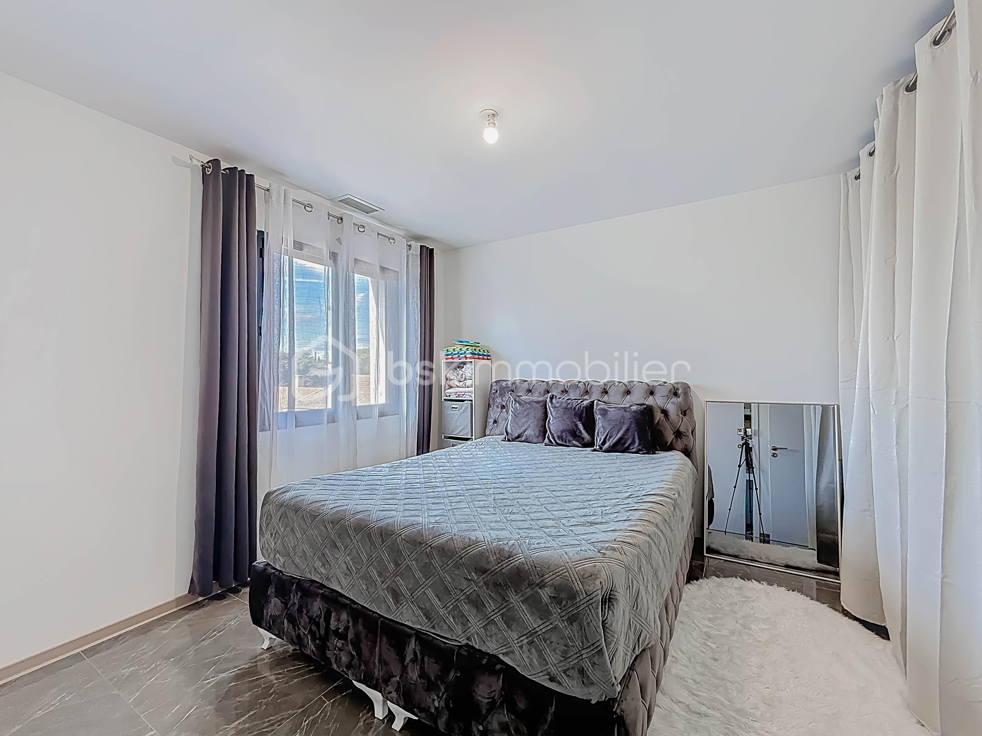 Maison contemporaine de 126 m² - saint-georges-dorques_00023.JPG