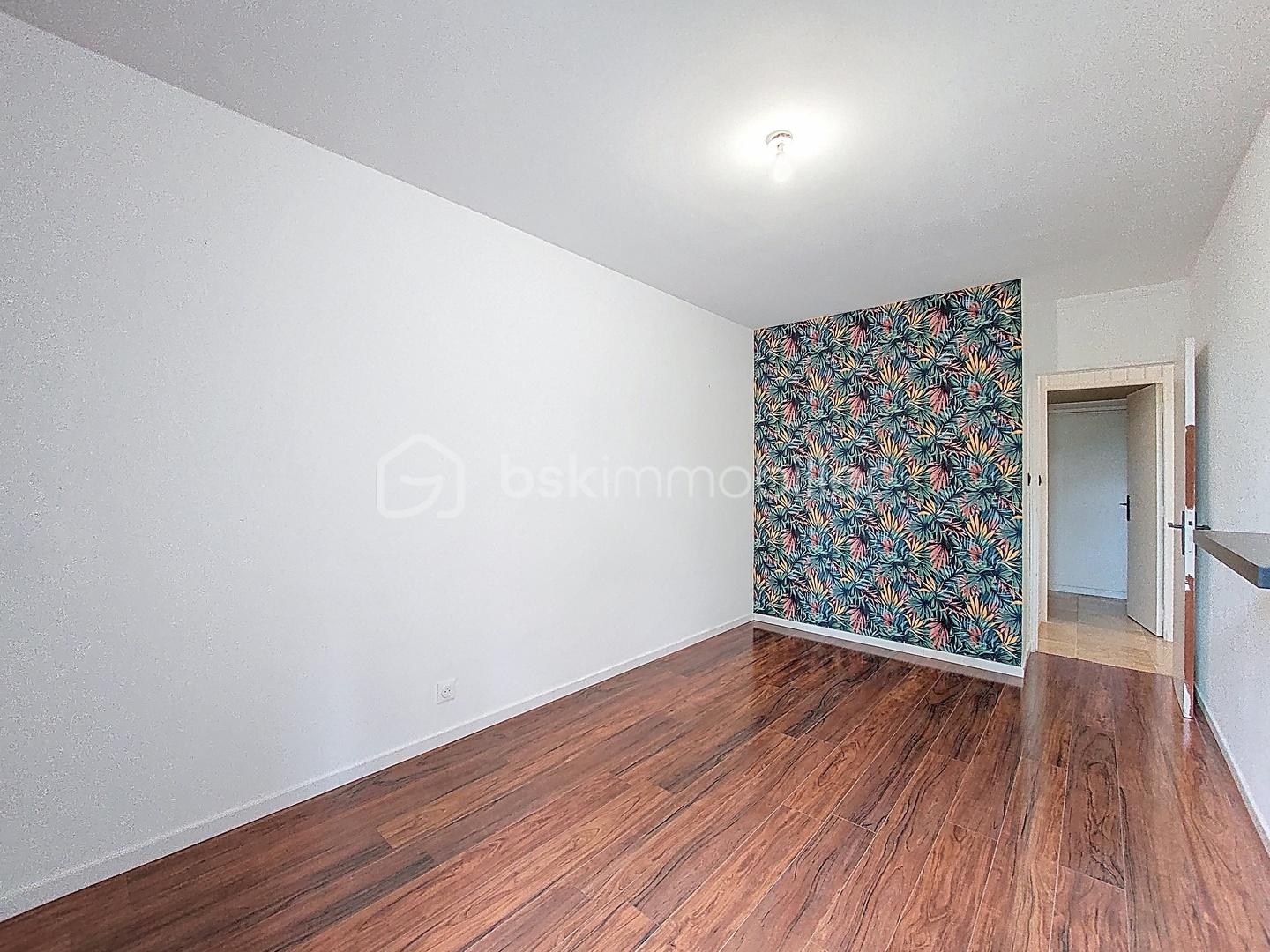 Appartement de 76,11 m² - 1000011456.jpg