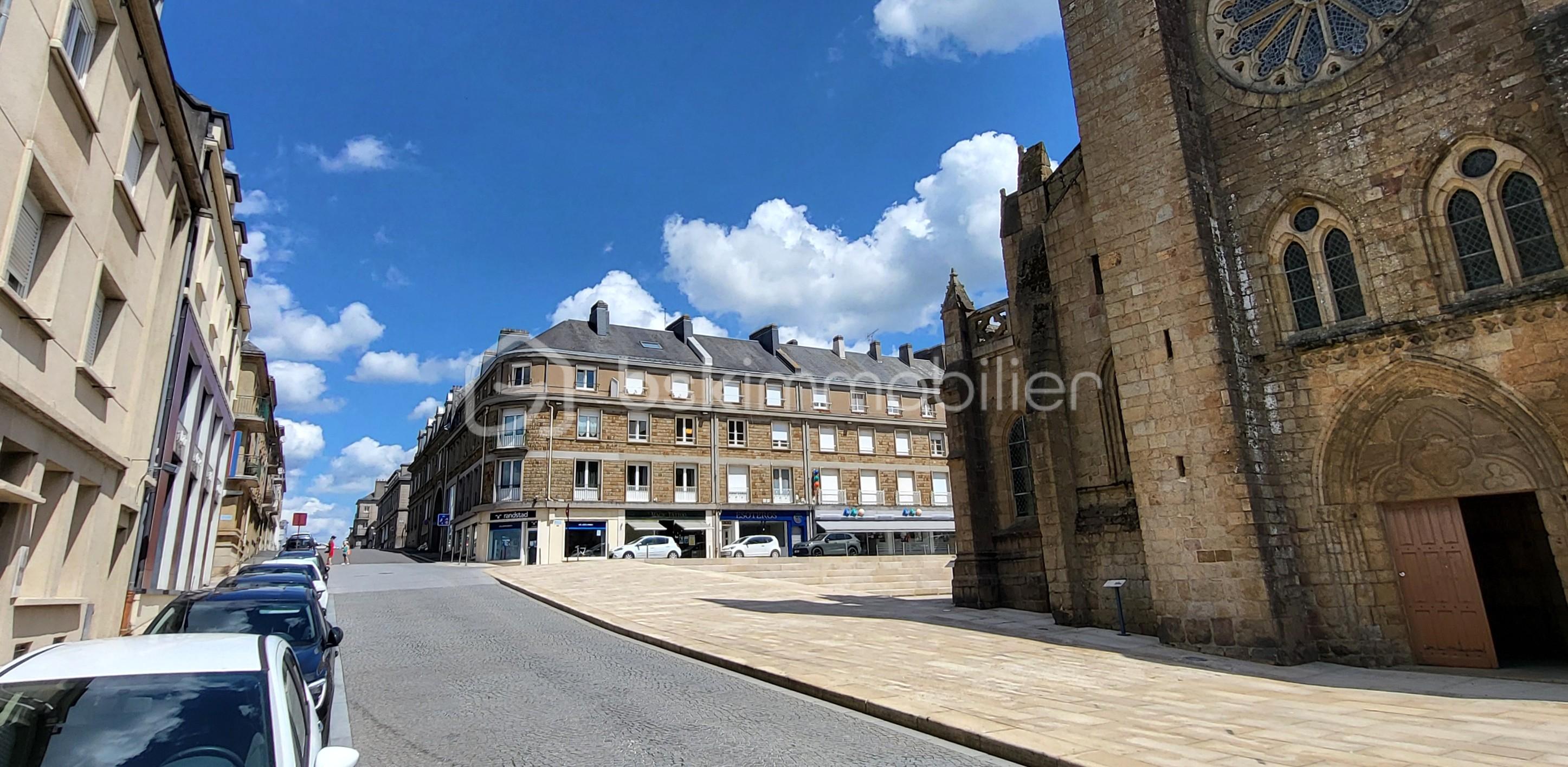 Appartement de 98,30 m² - KARIM facade prise de loin ple.jpg