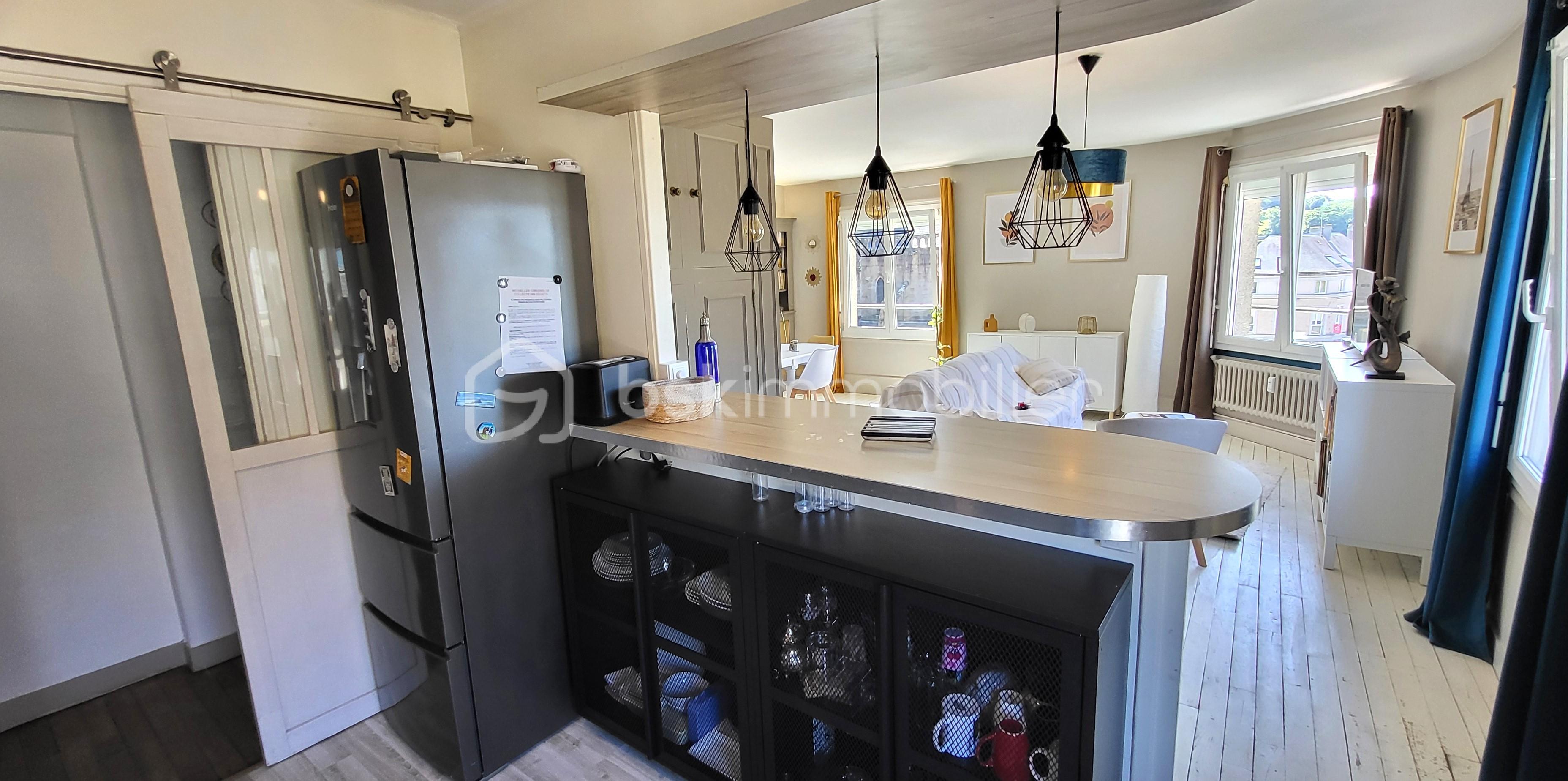 Appartement de 98,30 m² - KARIM salon pris de la cuisine ple.jpg