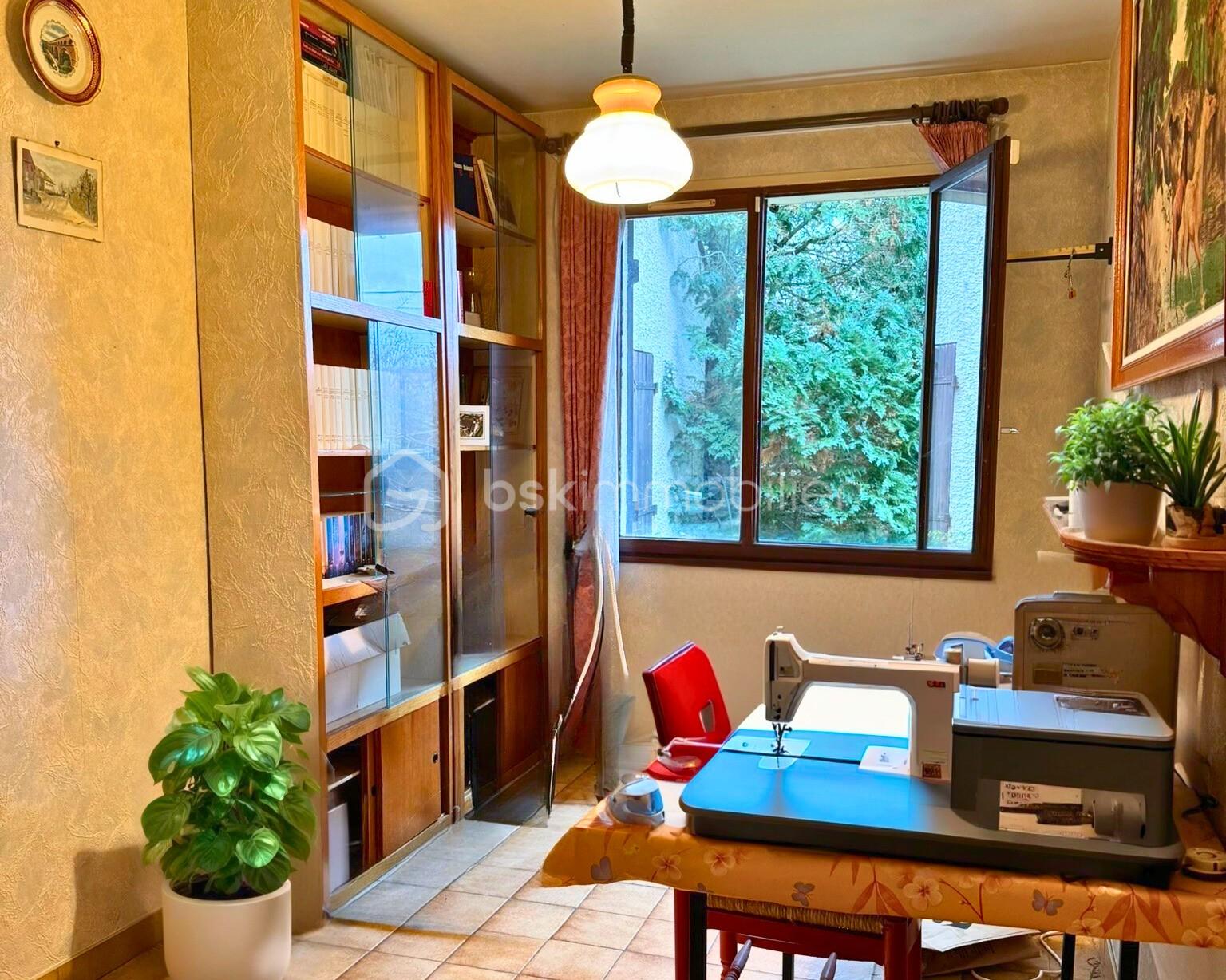 Maison traditionnelle de 113 m² - canchambrecouture.jpeg