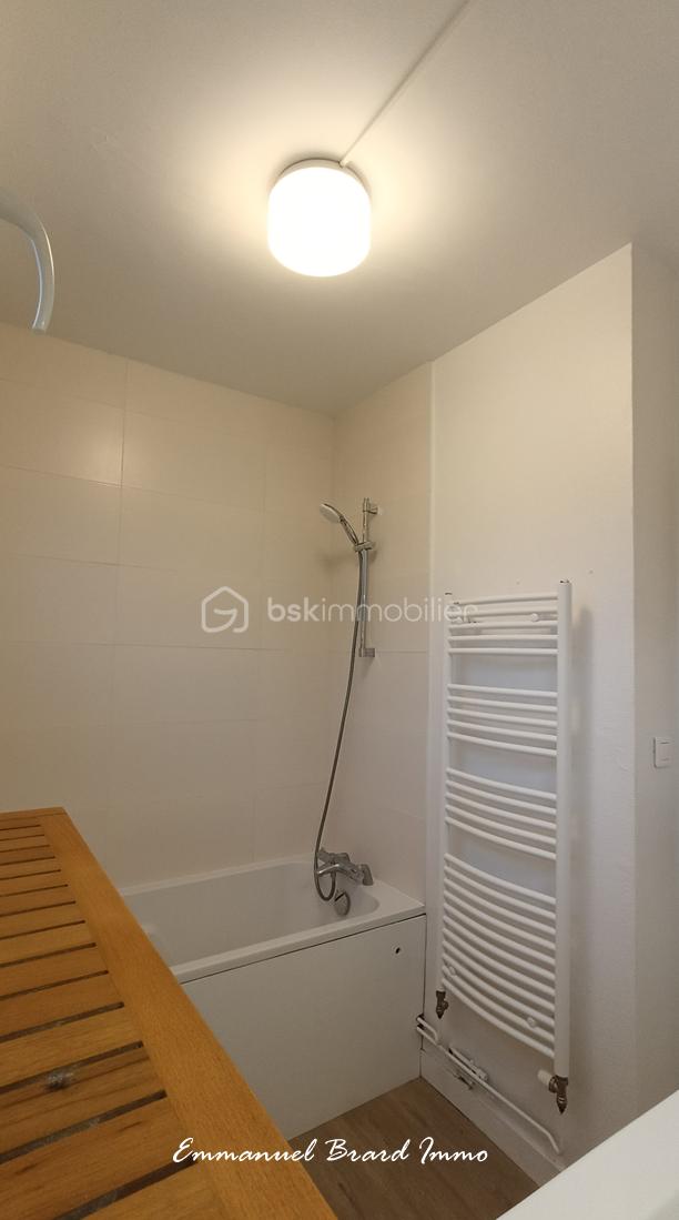 Appartement de 49,53 m² - sdb2.png