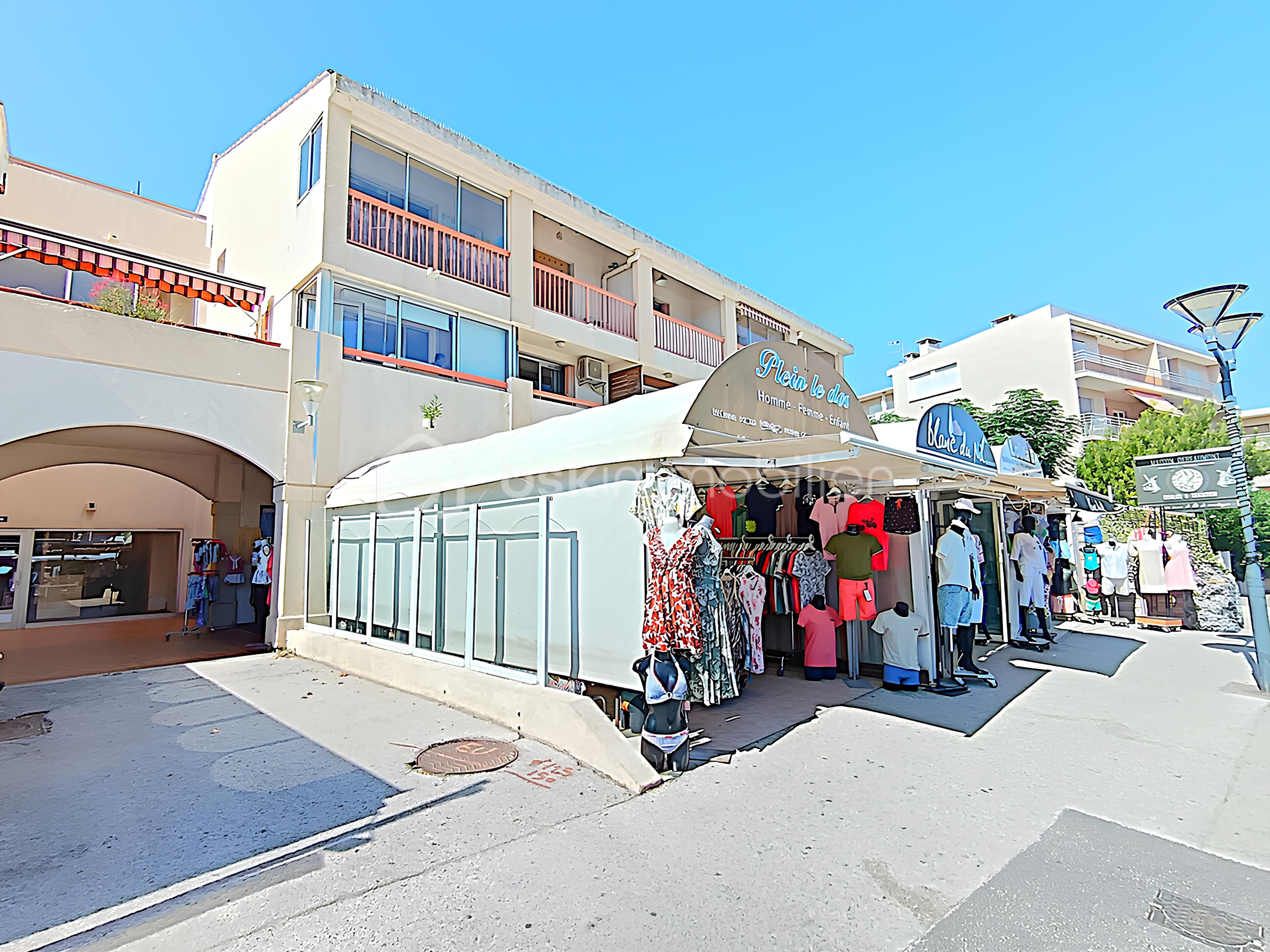 Fonds de commerce - 18 Terrasse 2 D.jpg