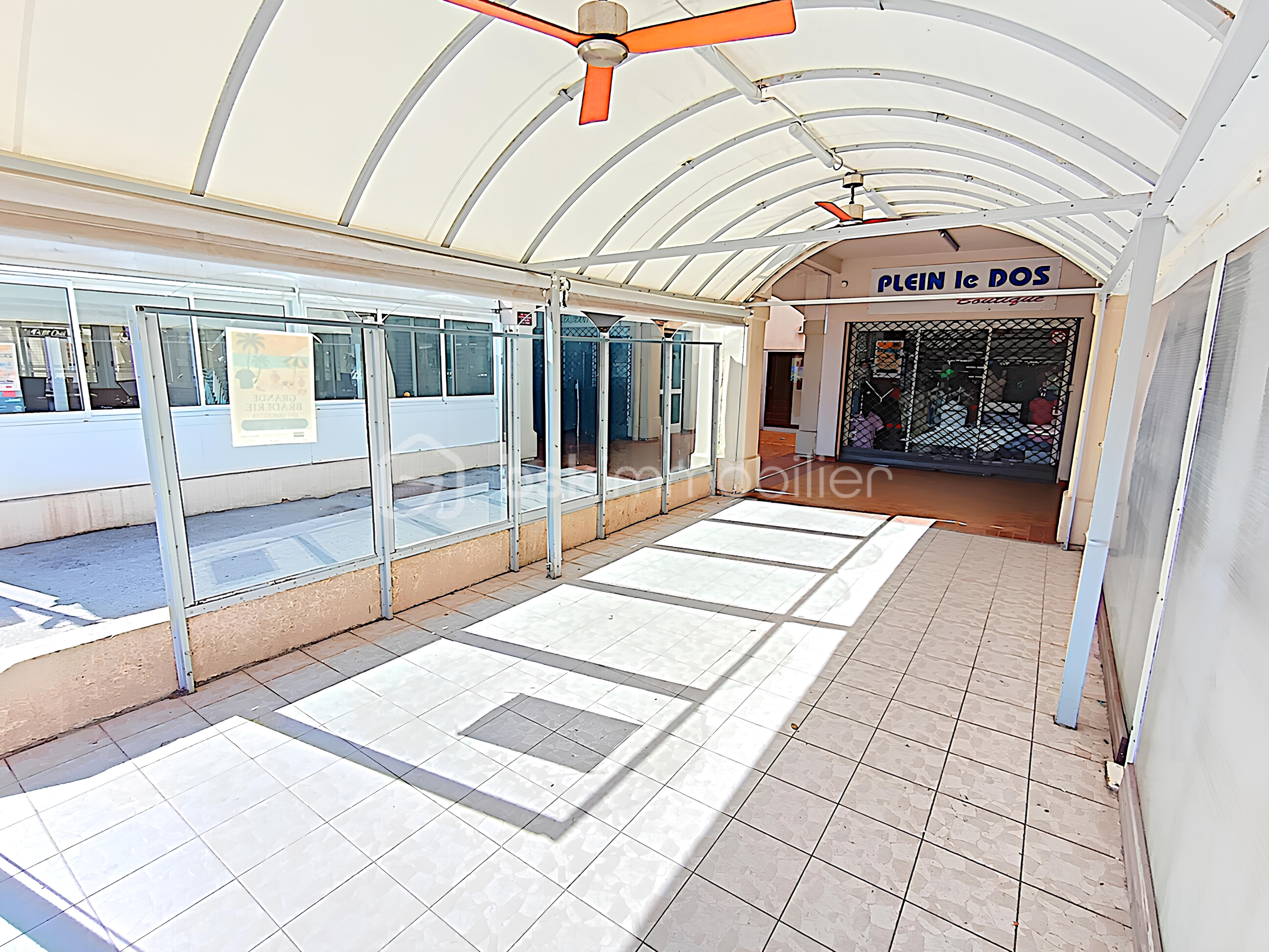 Fonds de commerce - 20  Terrasse 2 F.jpg