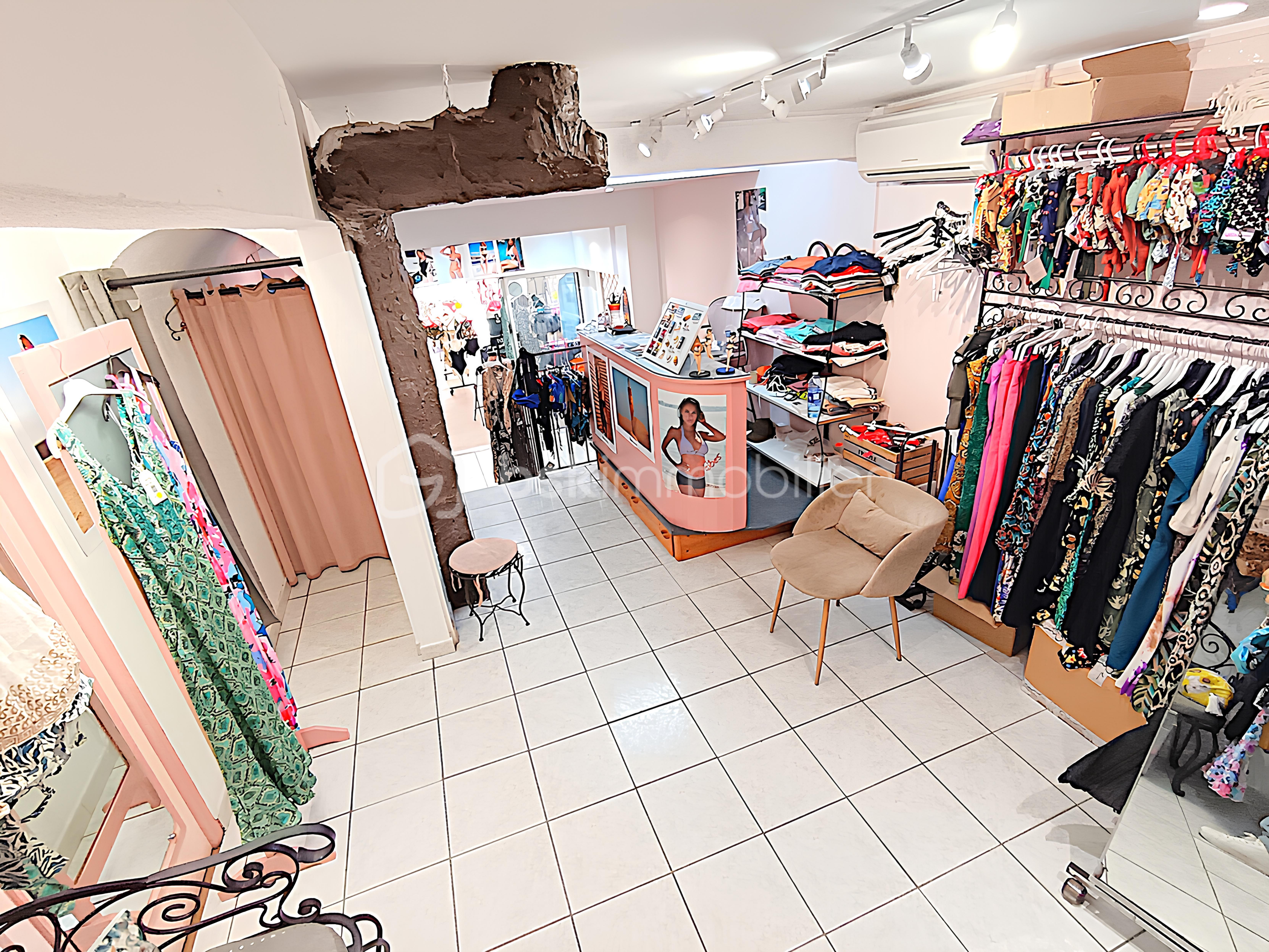 Fonds de commerce - 9 Magasin haut 5.jpg
