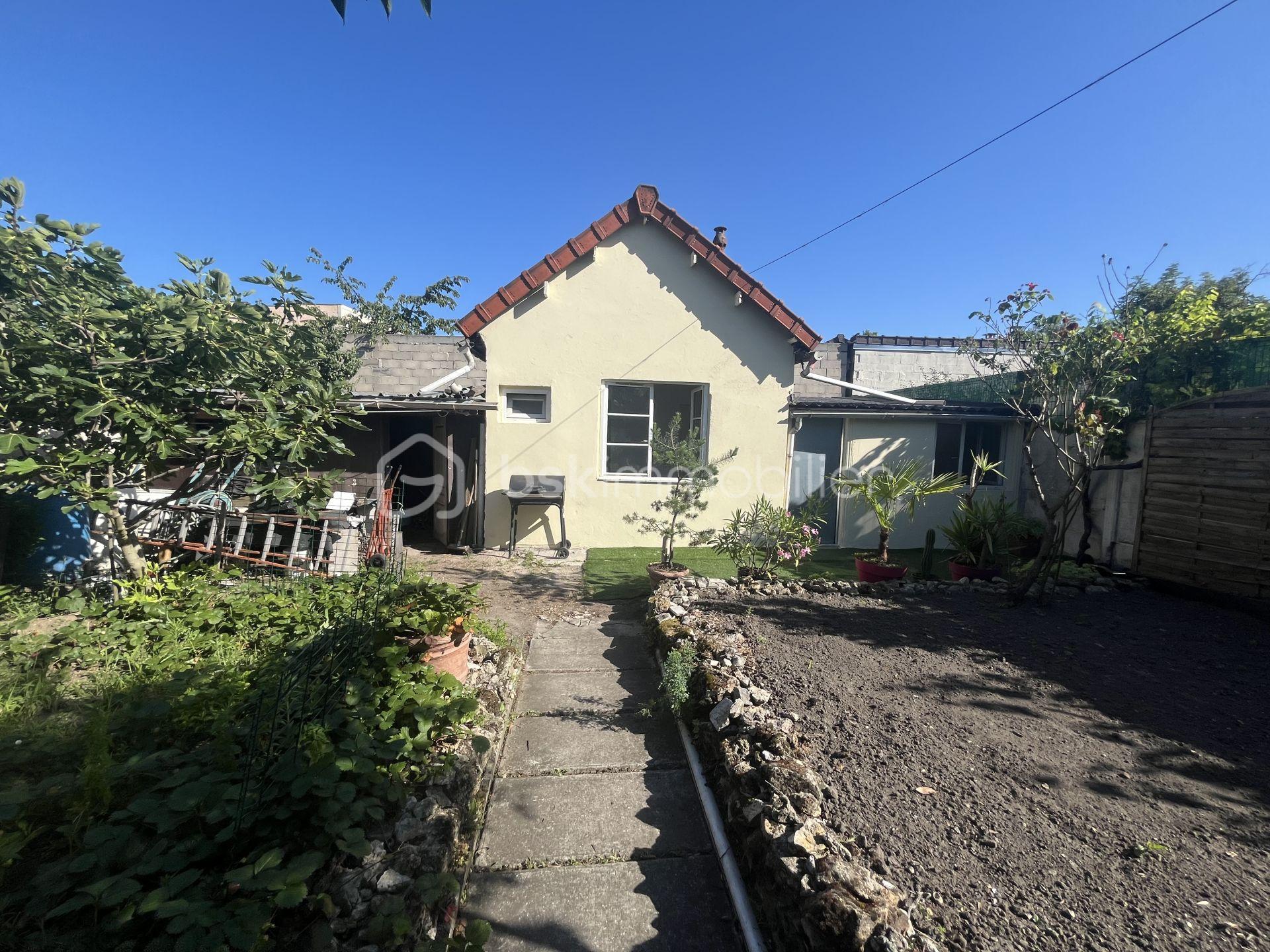 BEJAOUI MAISON DERRIERE.jpeg