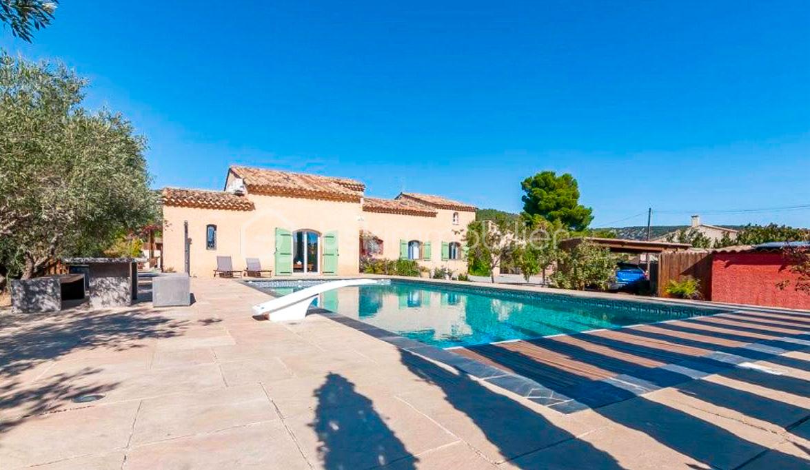 Villa de 225 m² - IMG-20260212-WA0011.jpg