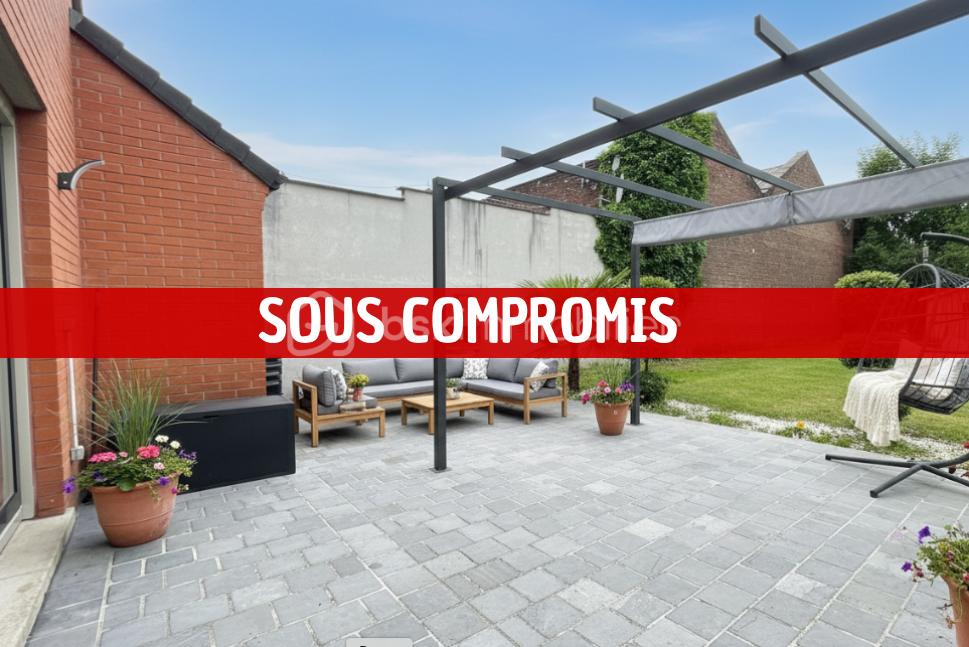 Bandeau rouge « SOUS COMPROMIS ».png