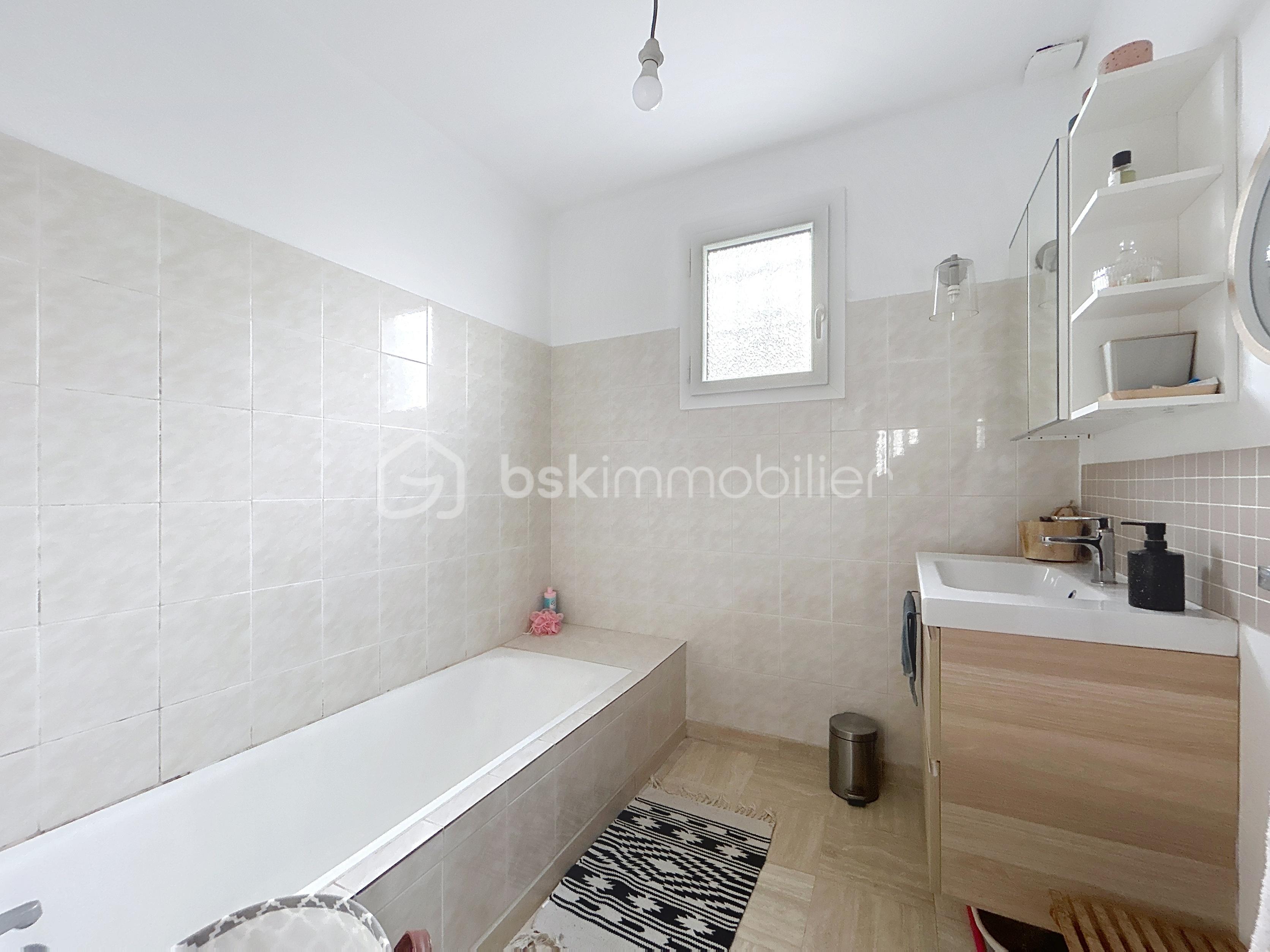 Villa de 160 m² - chemin-des-lorittes_00008.jpg