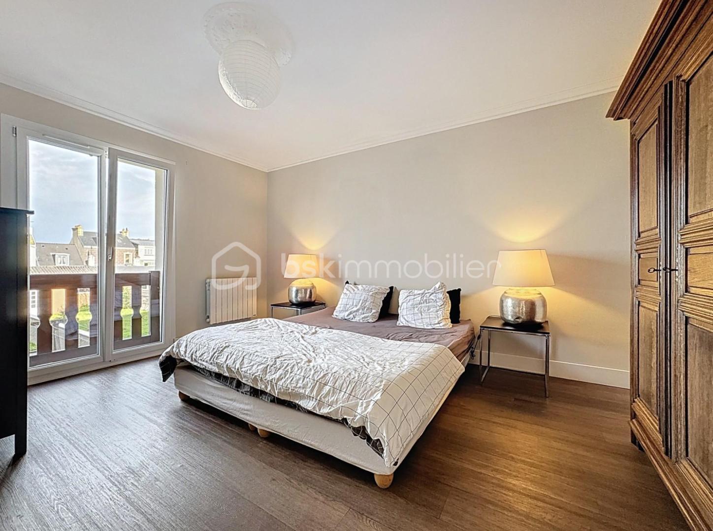 Pavillon de 180 m² - 1a14d6e086c57cc-1.jpg