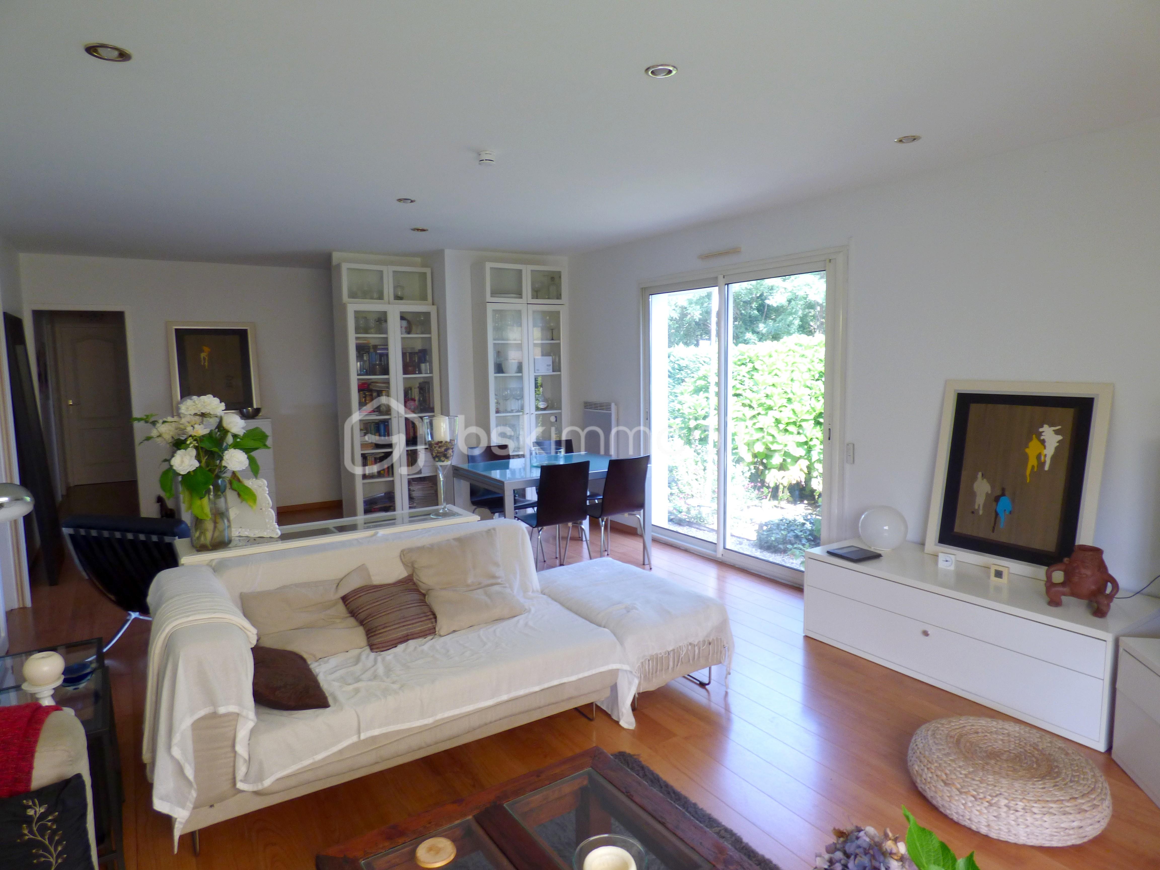 Maison contemporaine de 102 m² - SEJOUR 2.JPG