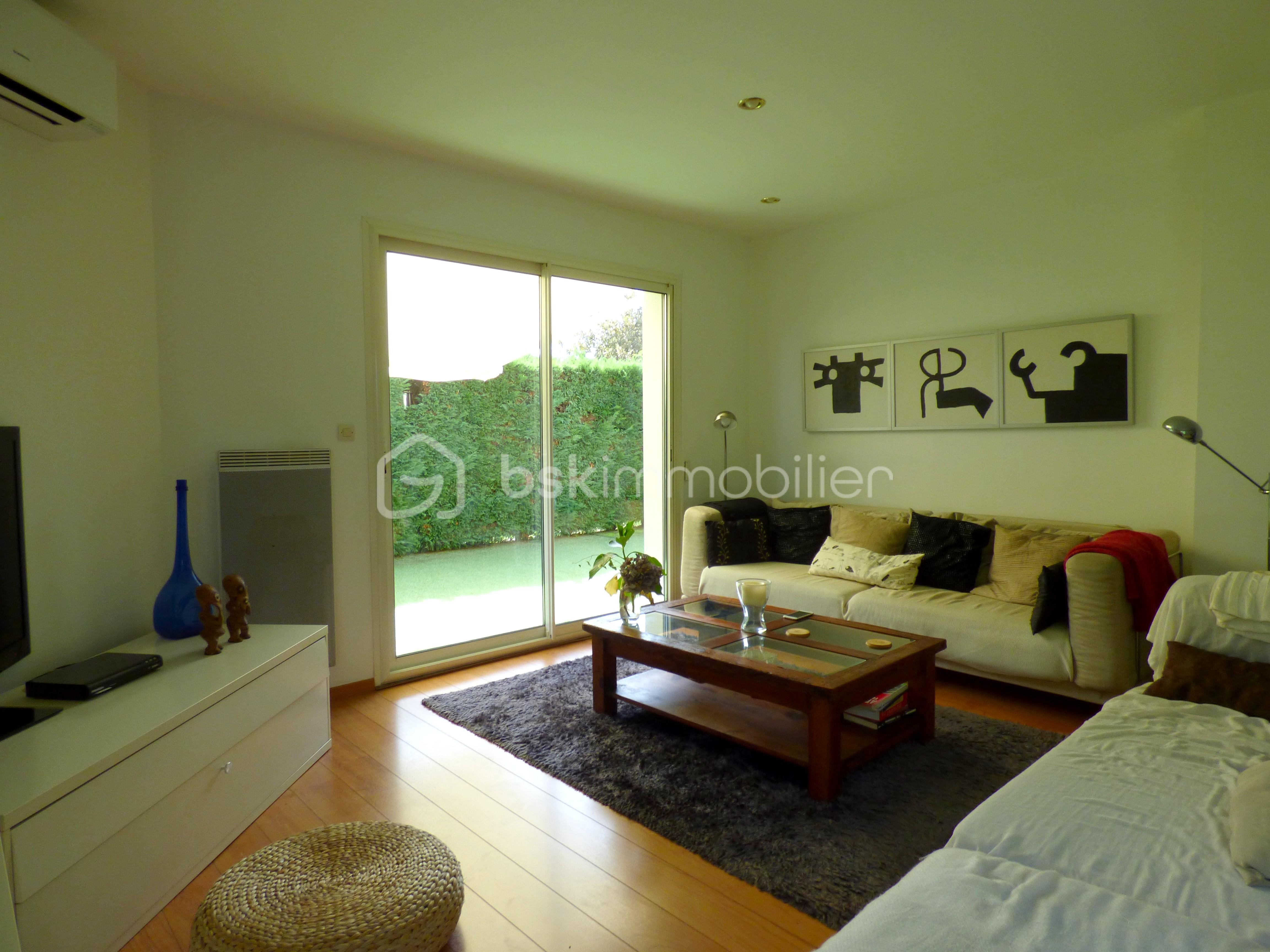 Maison contemporaine de 102 m² - SALON.JPG