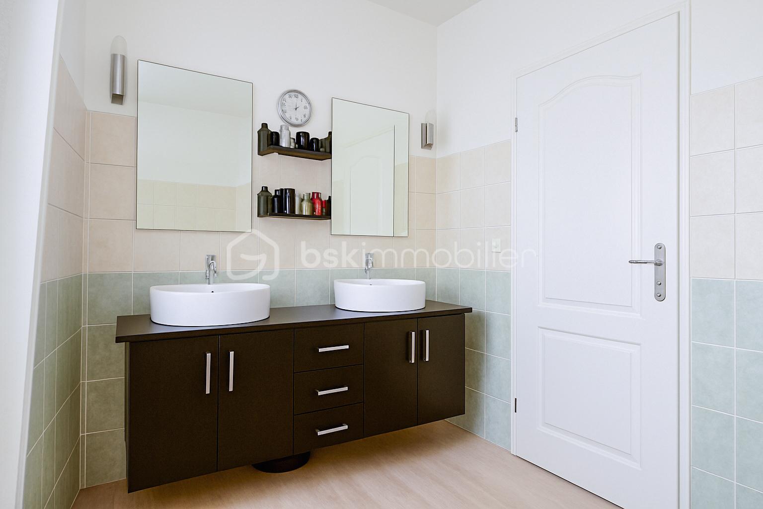 Maison de 68 m² - SDB2.JPG