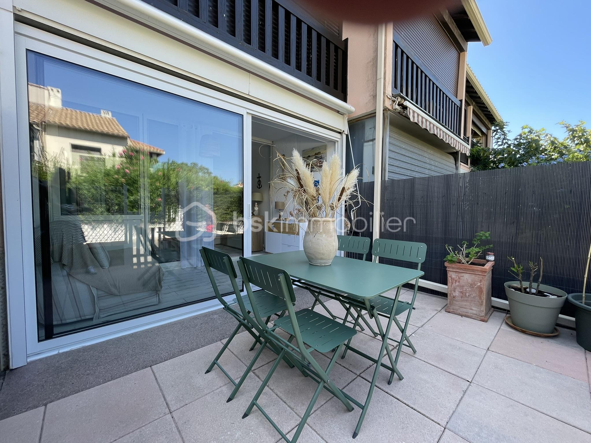 Appartement 1 pièce 27 m² · à Le Grau-du-Roi · 27,3 m² · 164 000 €