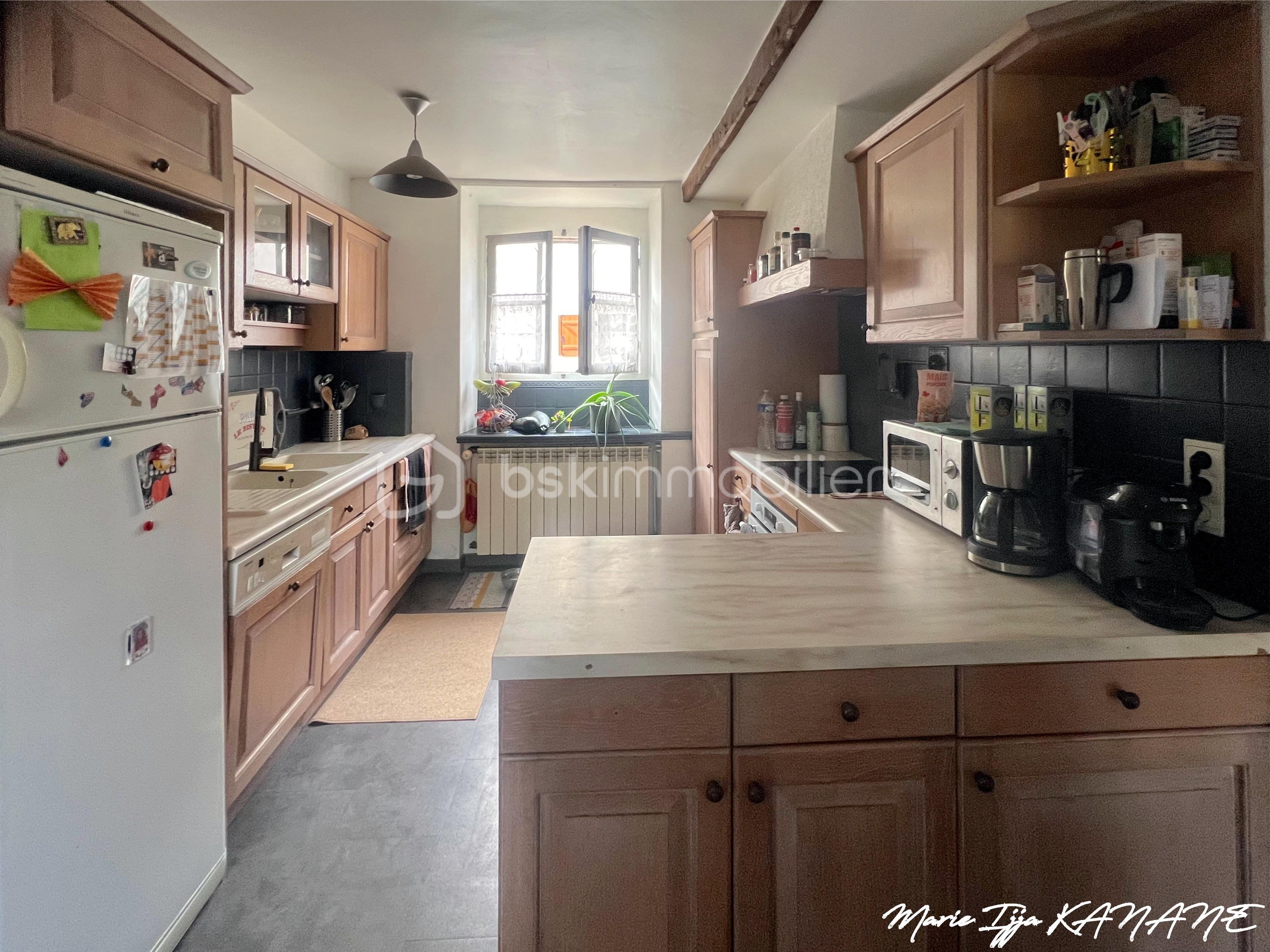 Demeure de 250 m² - Cuisine.jpg