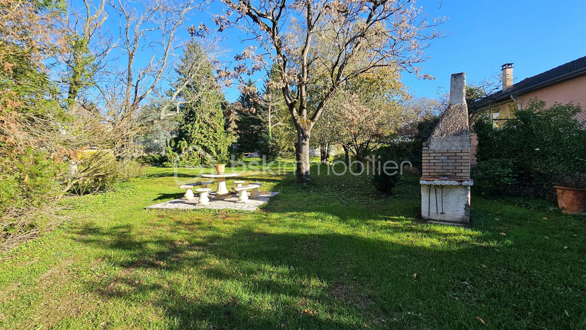 Terrain de 902 m² - WhatsApp Image 2025-11-10 at 18.08.24(1).jpeg