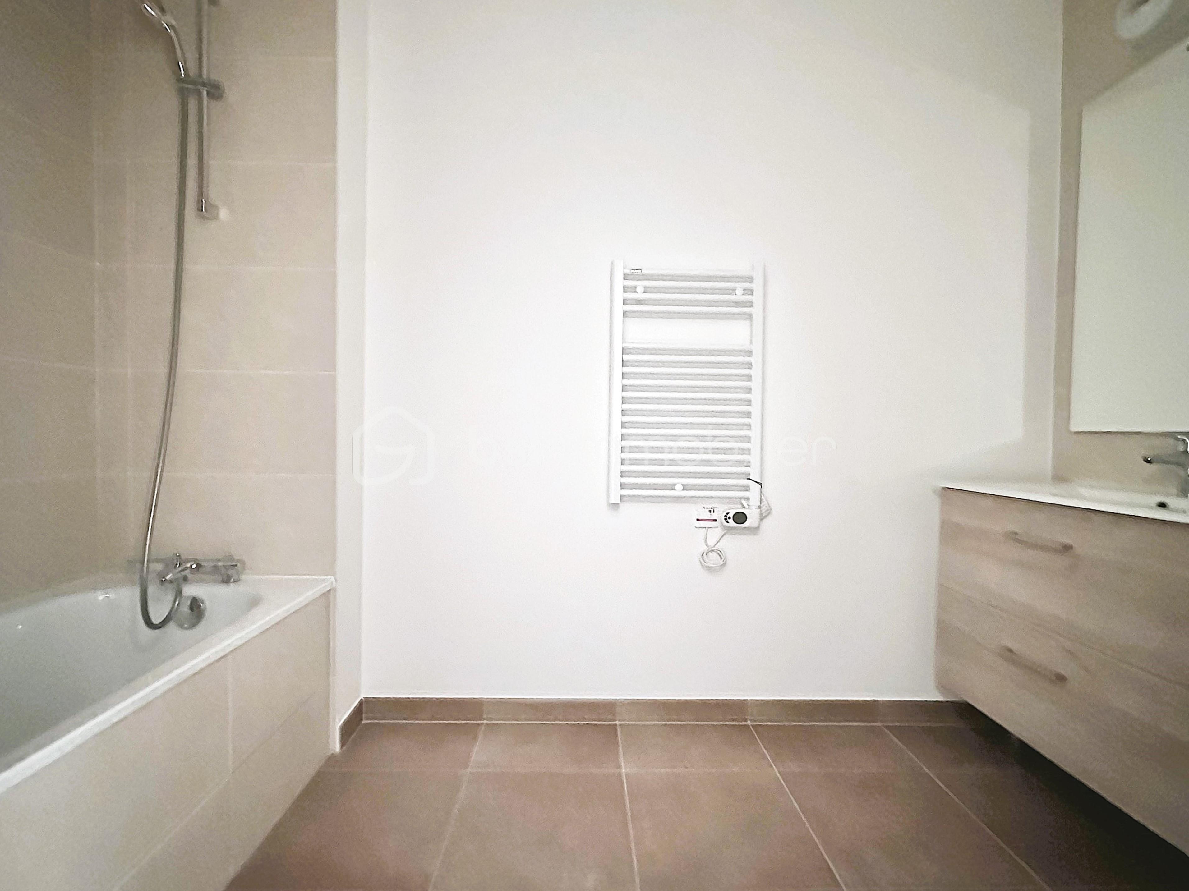 Appartement de 63,90 m² - 4.jpeg