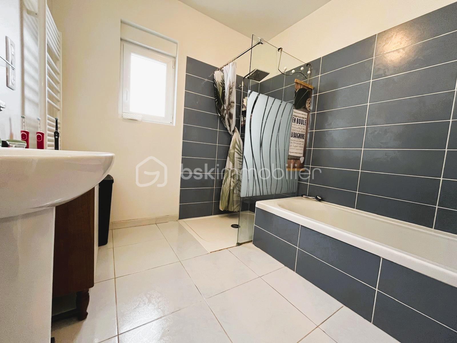 Maison de 137,70 m² - IMG-20251030-WA0091.jpg