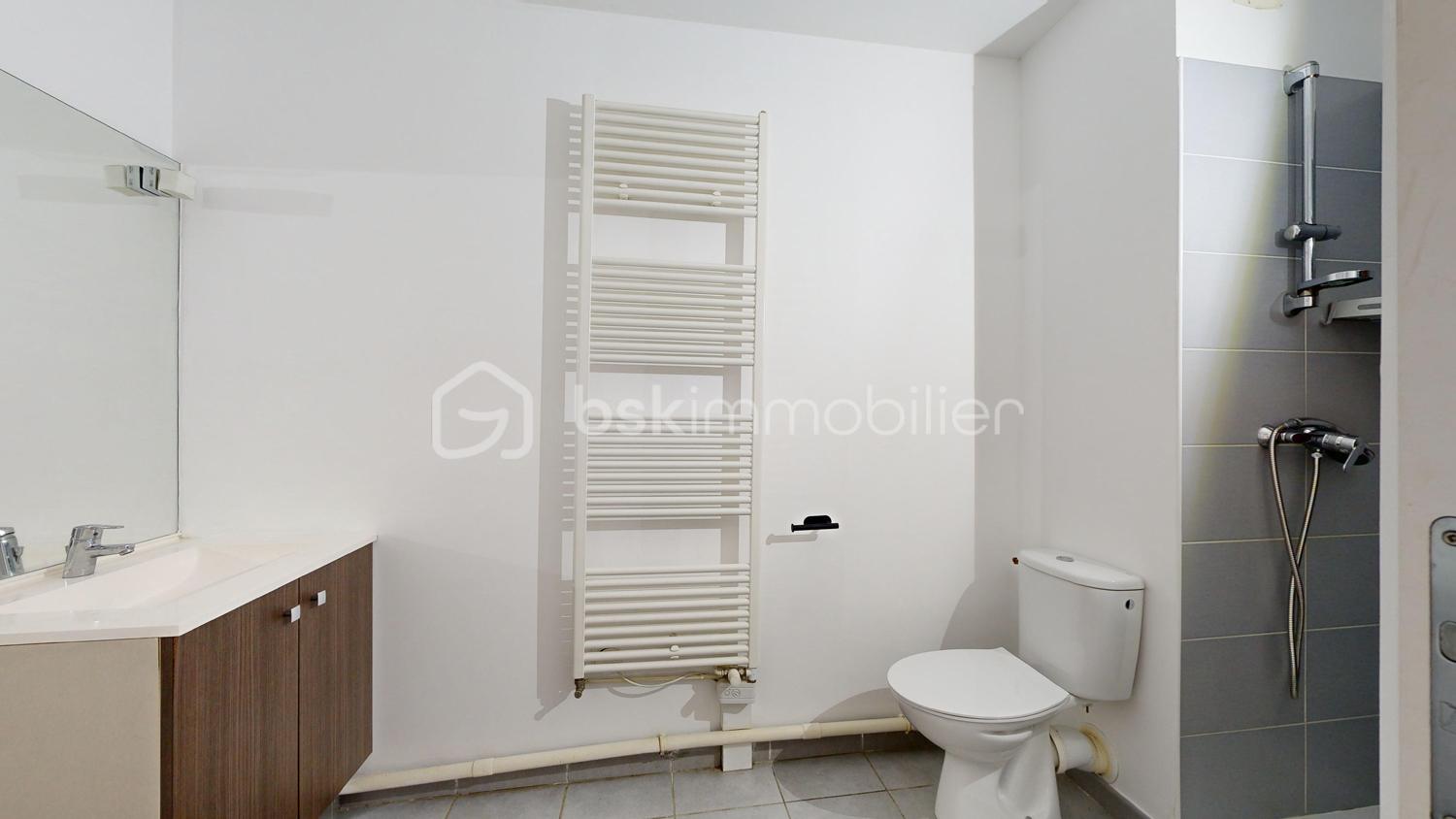 Duplex de 78,29 m² - web 02 - SDB (2).jpg