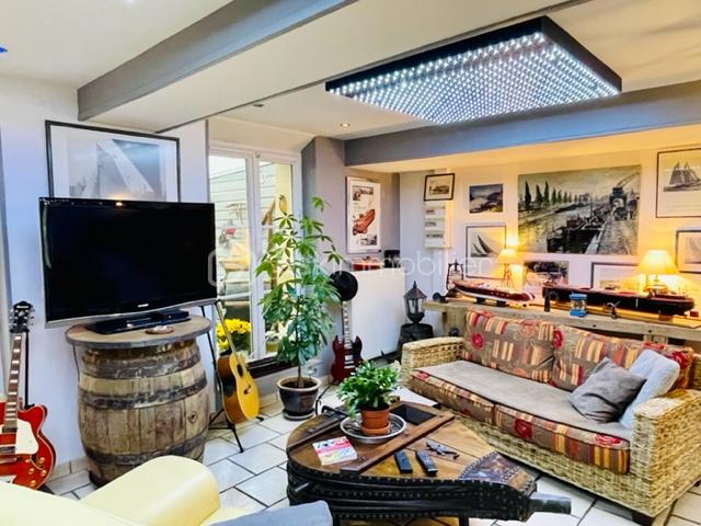 Immeuble mixte de 1 594 m² - IMG_5107.jpg