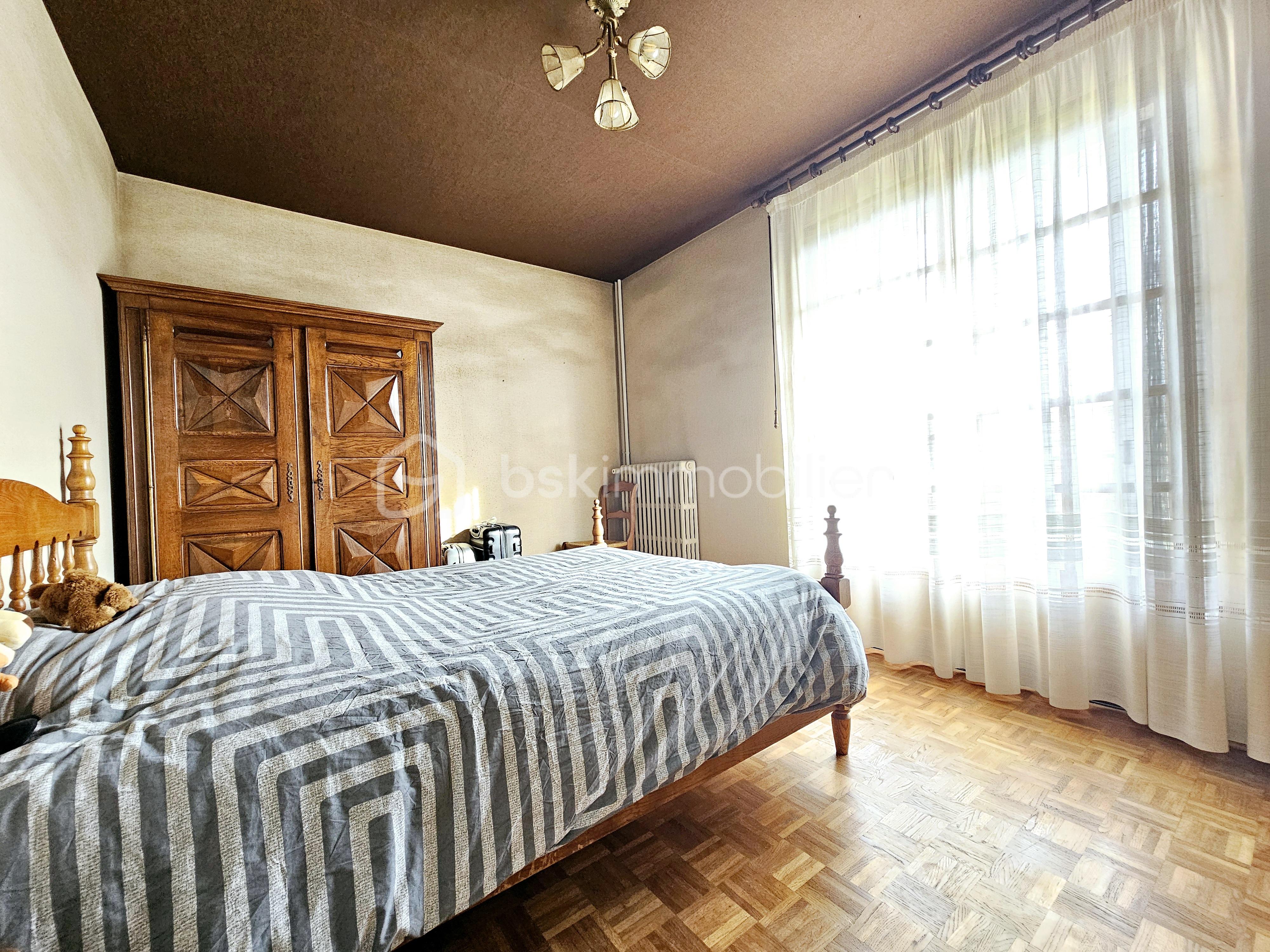 Maison de 265 m² - chambre 3.jpg