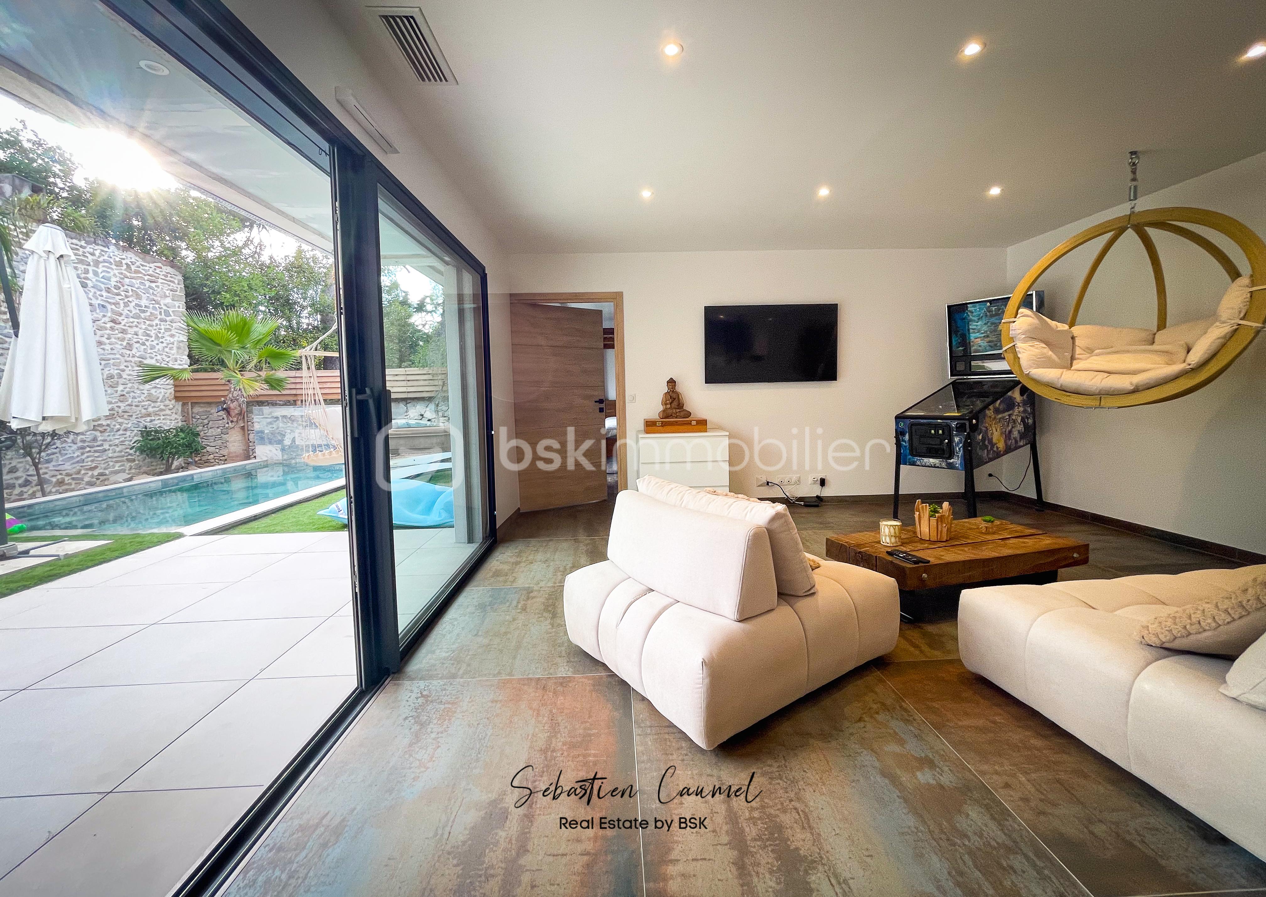 Maison d architecte de 161 m² - SALON PISCINE 1.jpg