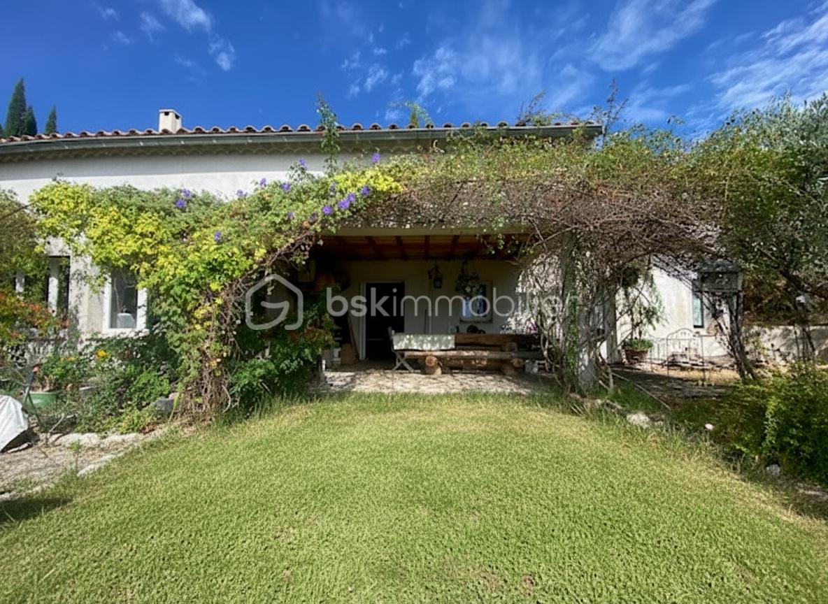 Maison de 167 m² - exterieure.jpg