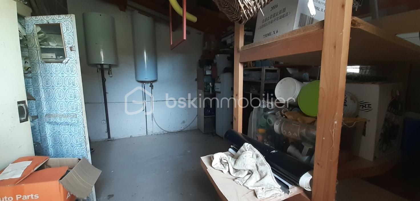 Maison de 167 m² - garage.jpg