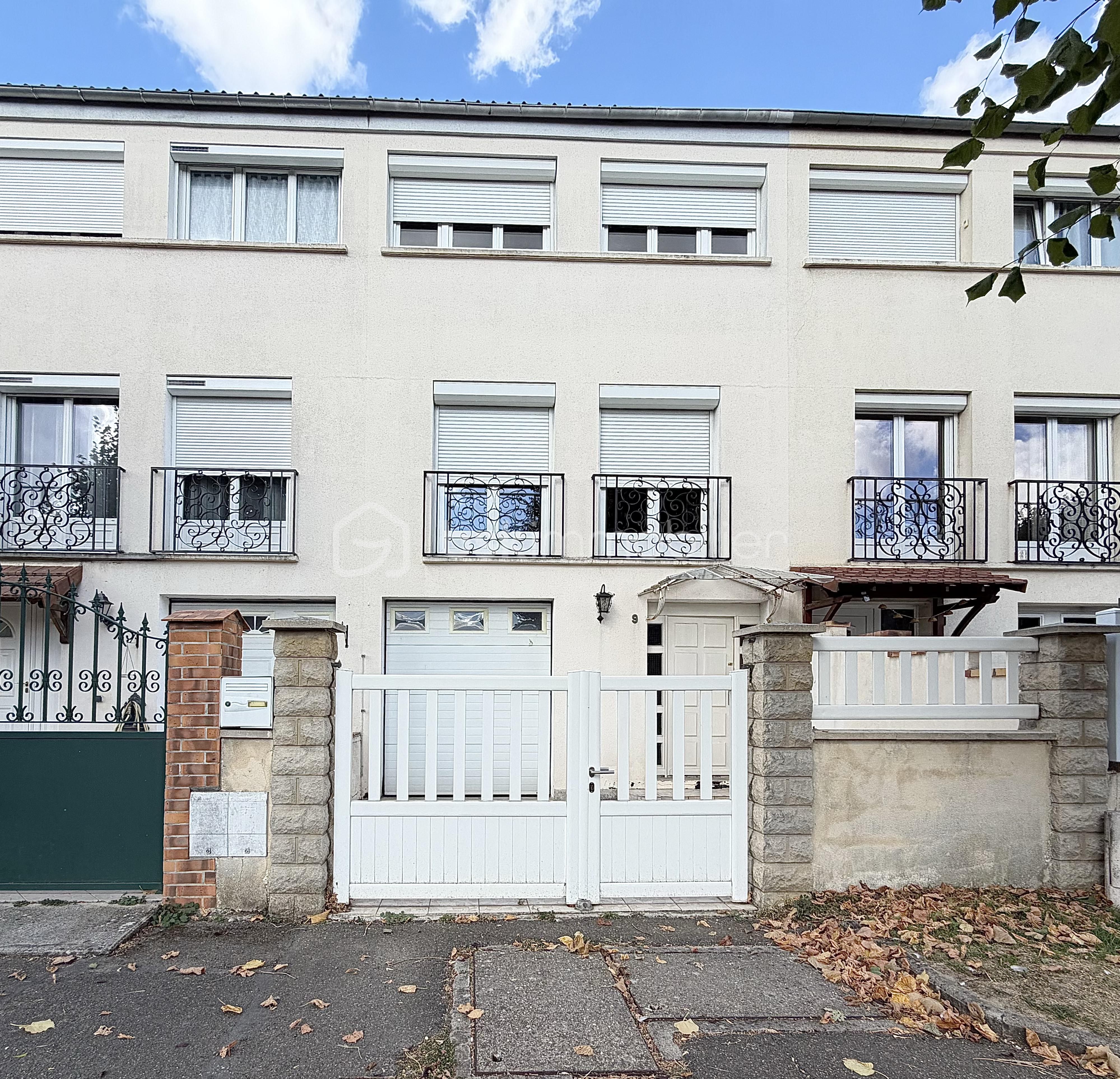 Maison 4 pièces 77 m² · à Maurepas · 76,6 m² · 249 000 €