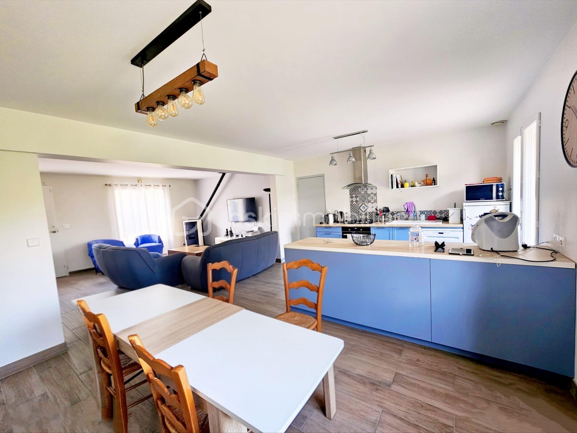 Maison traditionnelle de 141,20 m² - WhatsApp Image 2025-10-14 at 14.40.09.jpeg