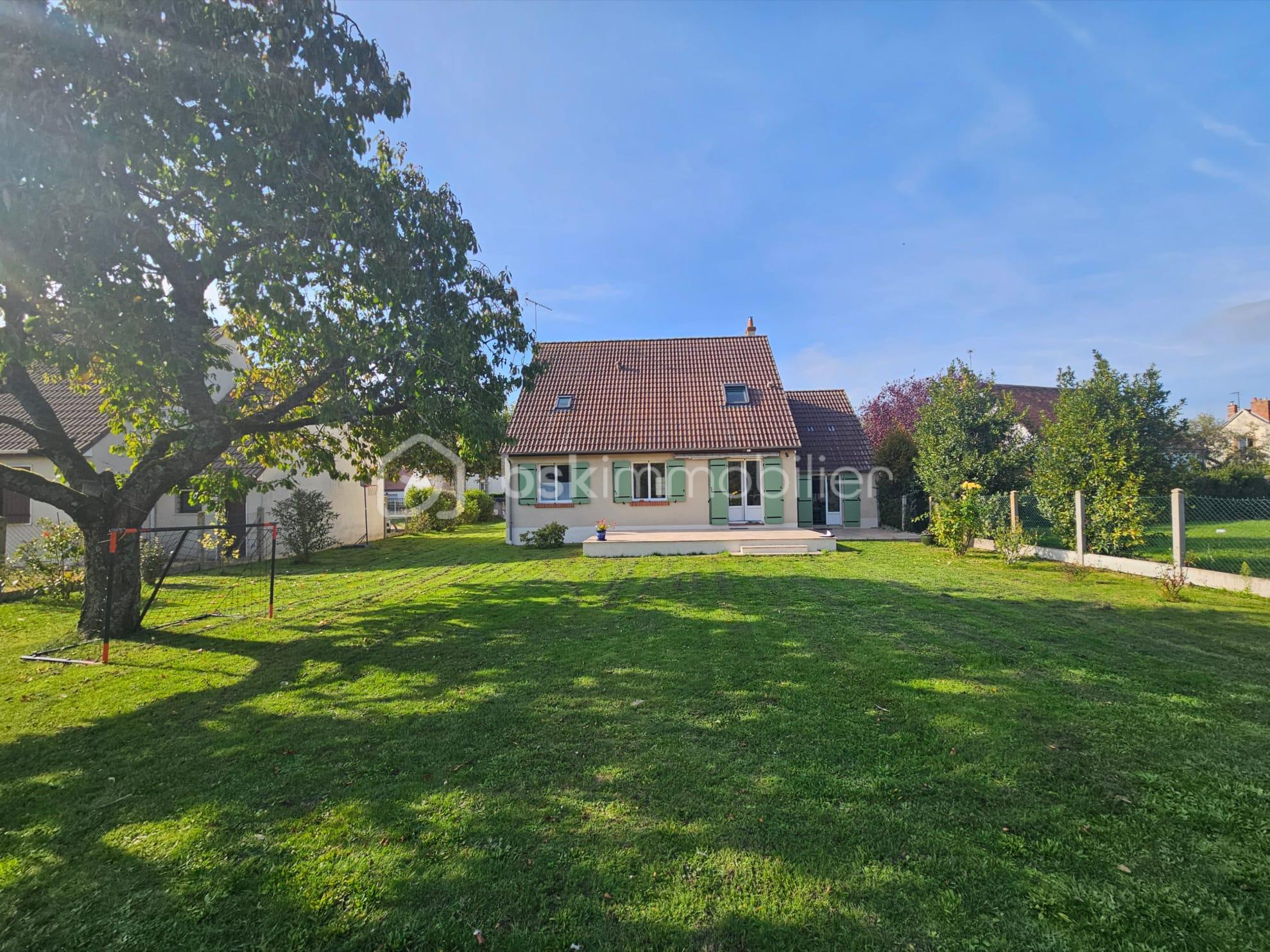 Maison traditionnelle de 141,20 m² - WhatsApp Image 2025-10-15 at 11.10.37 (3).jpeg