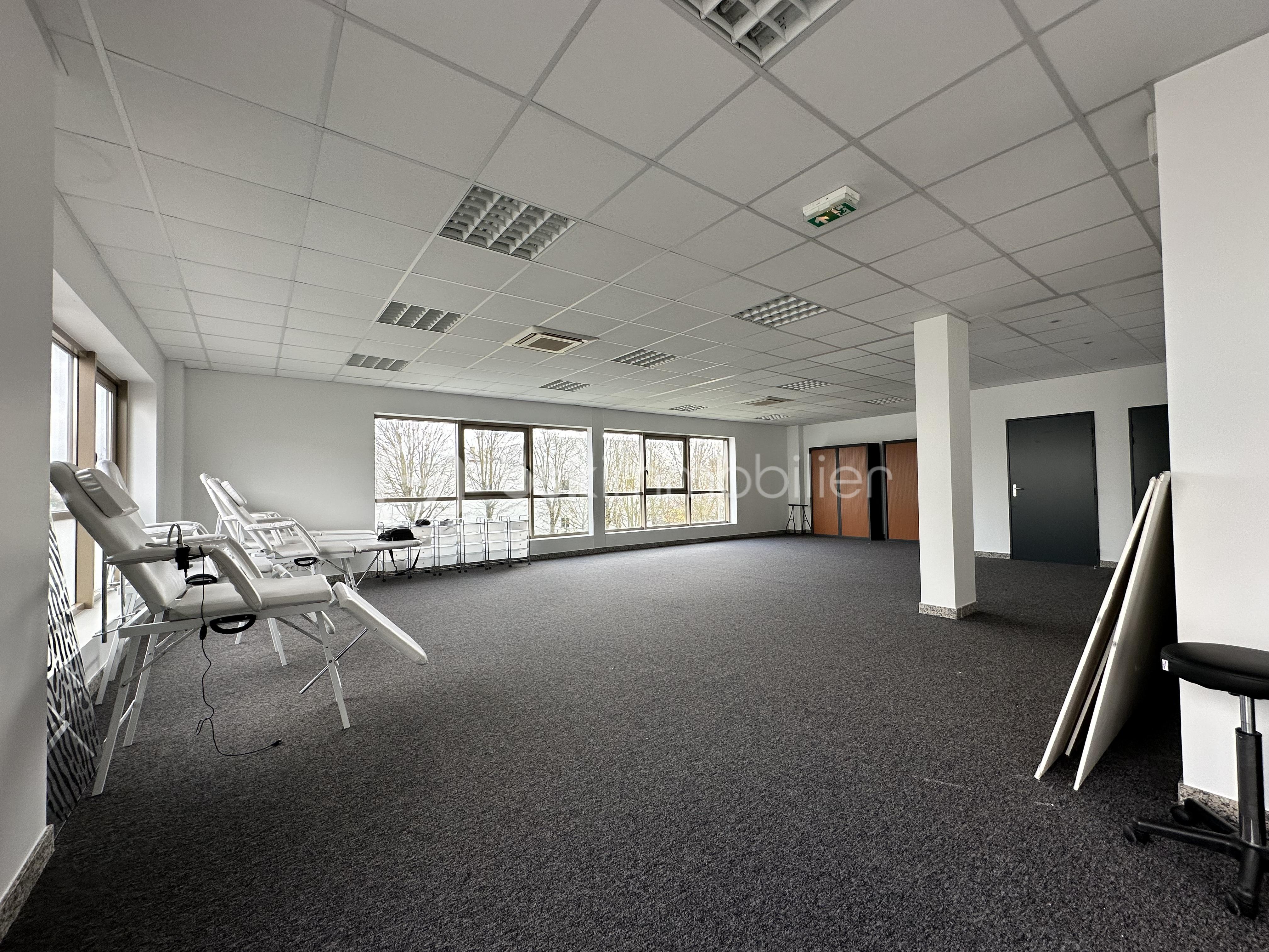 Bureau de 104 m² - IMG_8246 - copie.jpg