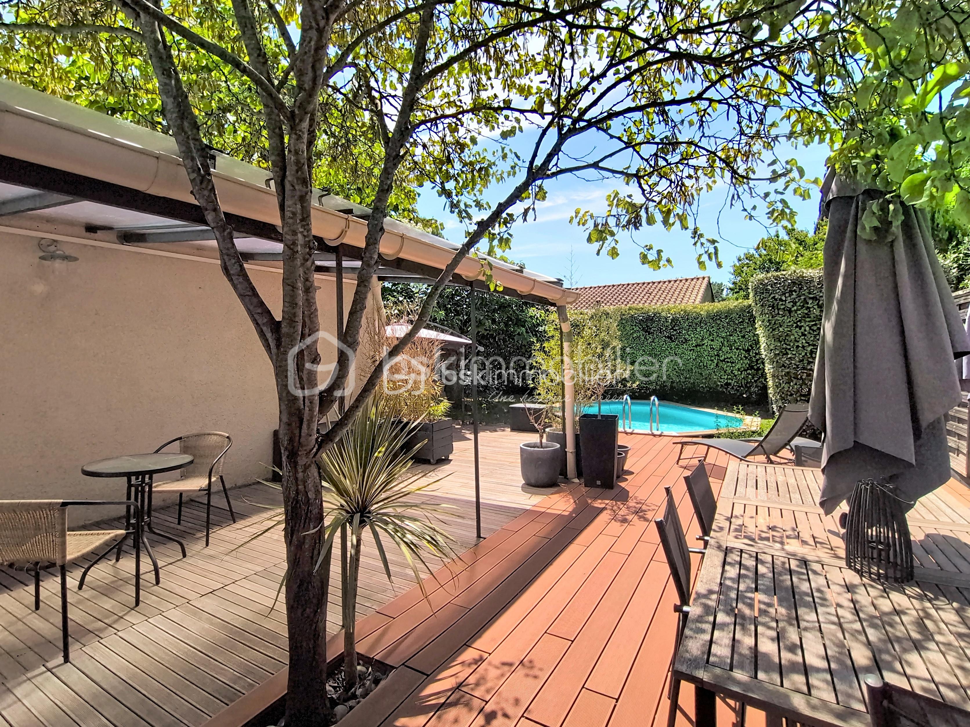 Coté terrasse.jpg