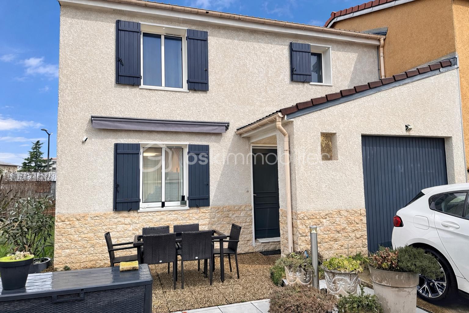 Pavillon de 79,49 m² - 6B41ED81-6F48-415C-8798-56FA02537EC2.png