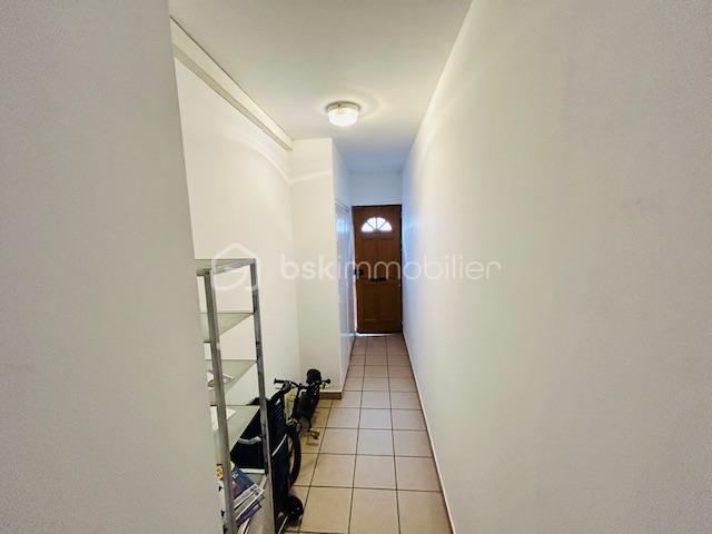 Immeuble mixte de 213 m² - thumbnail_IMG_6693.jpg