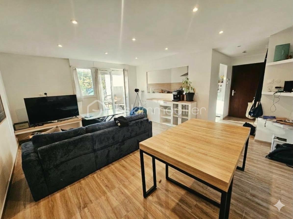 Appartement 2 pièces 48 m² · à La Riche · 48 m² · 156 600 €