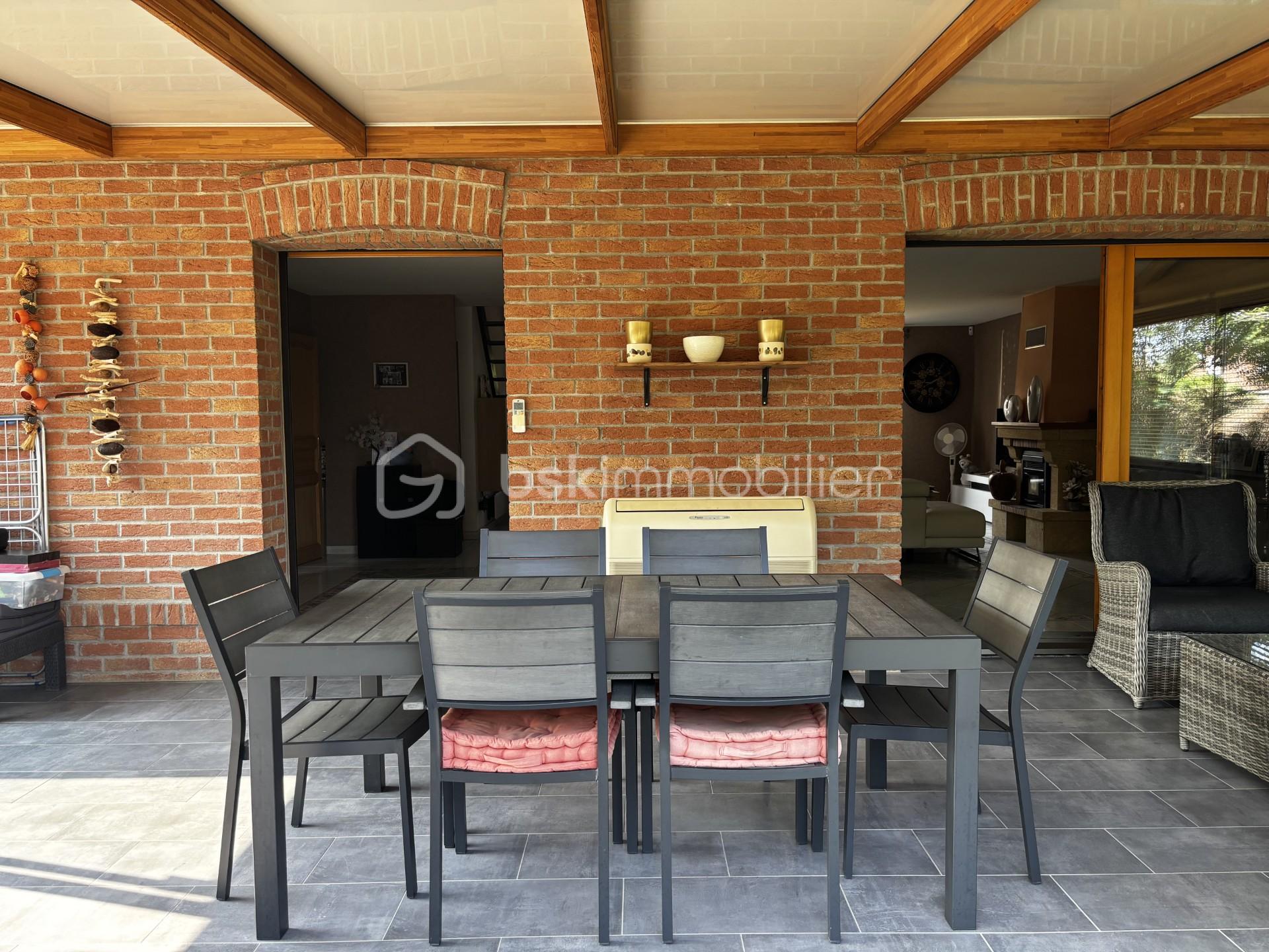 veranda 2.jpg