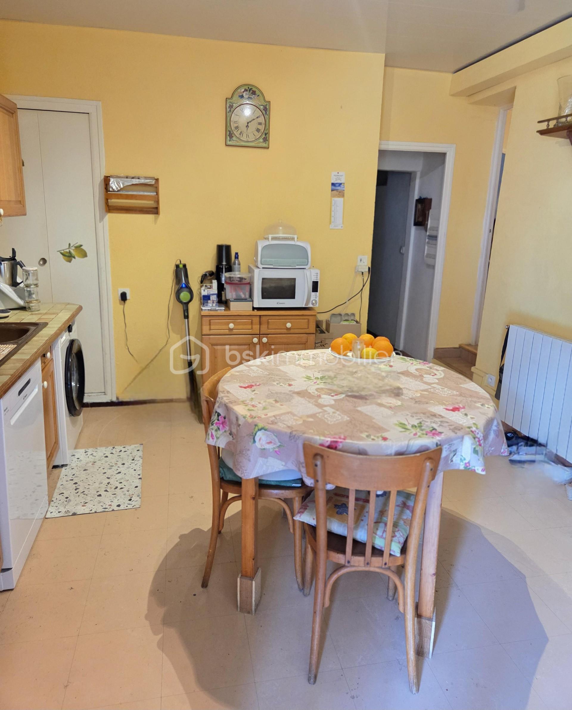 Immeuble de 254 m² - cuisine steph.jpg