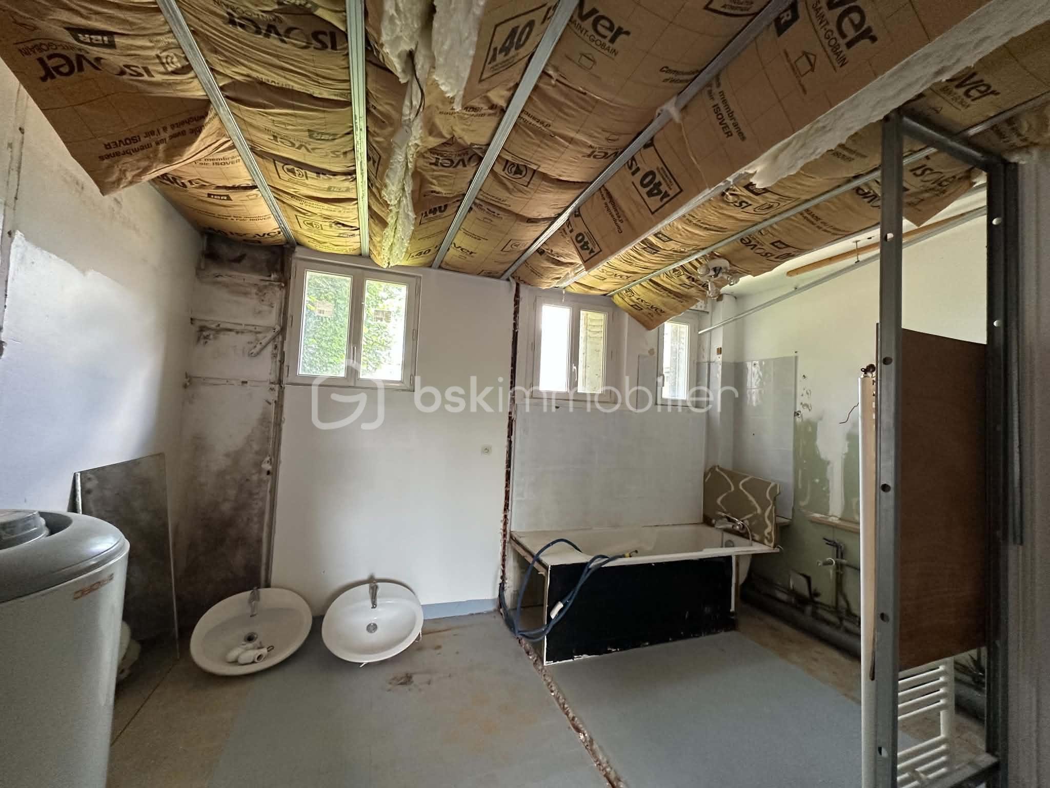 d2e9dbee-b187-4f55-aa28-677dd62dcf52.jpg
