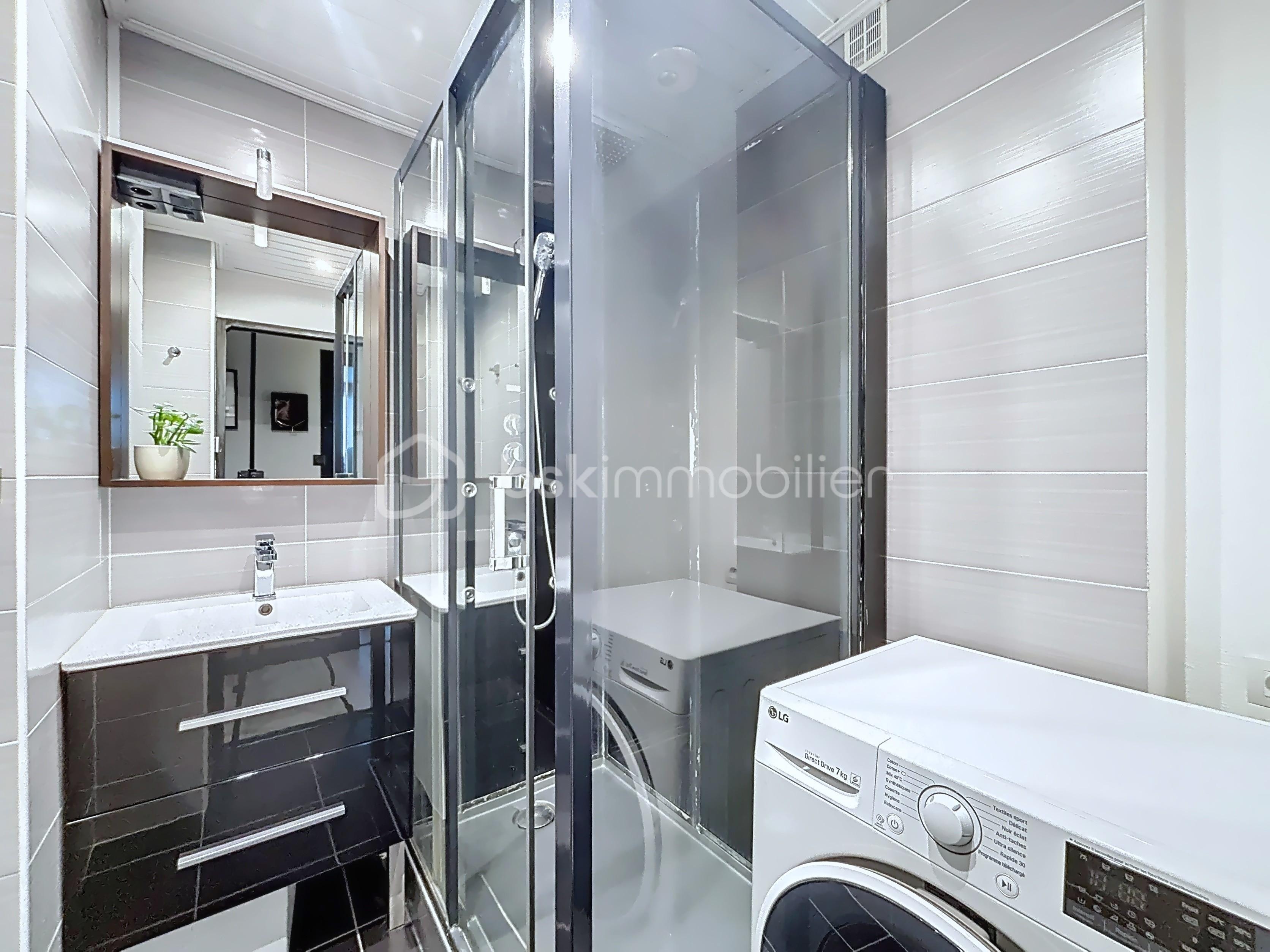 Appartement de 67,42 m² - sdb.jpg