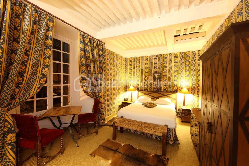 Chateau de 700 m² - chateau-de-varillettes-13.jpg