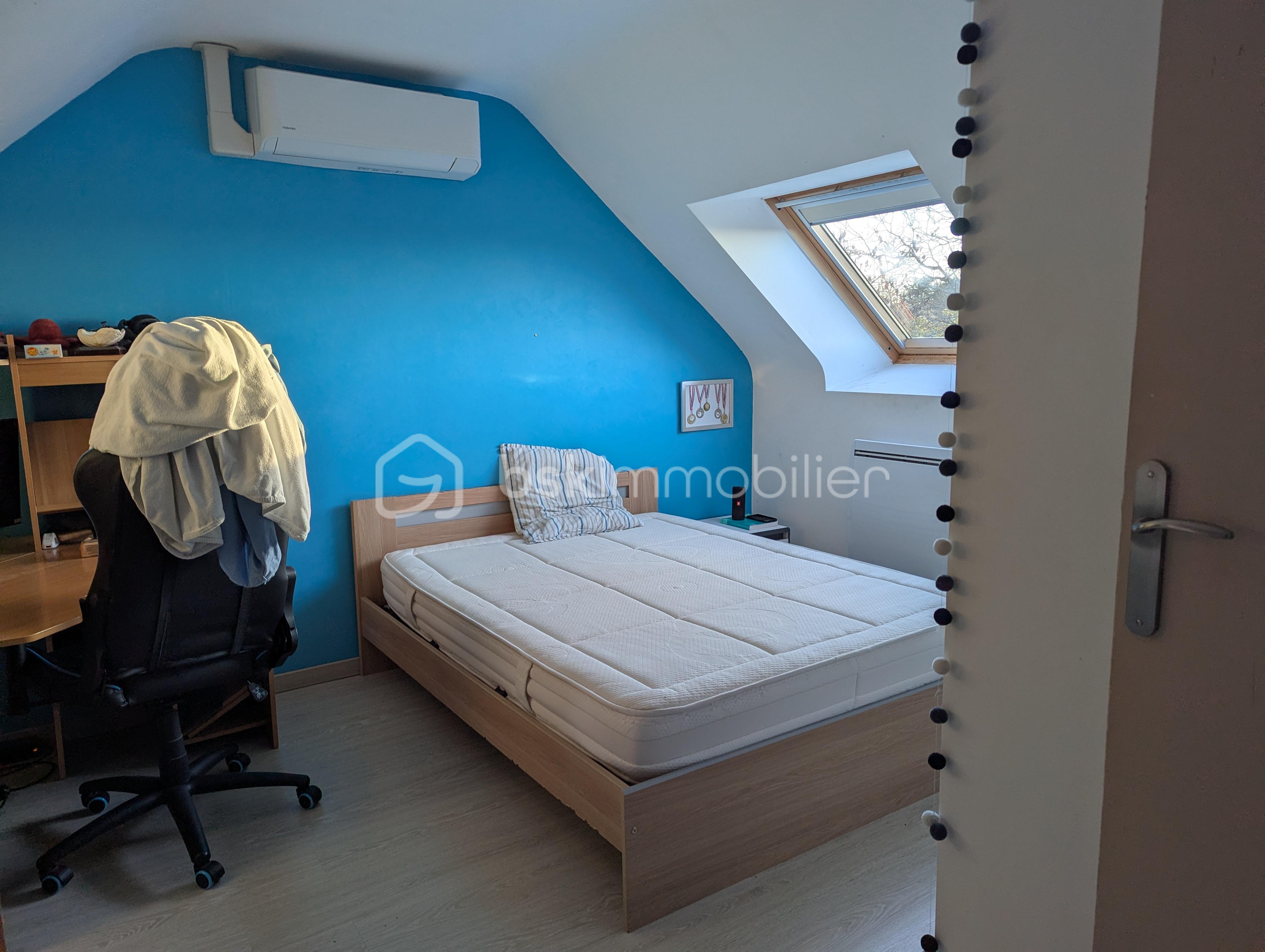 Maison traditionnelle de 100 m² - PXL_20251118_153758819.jpg