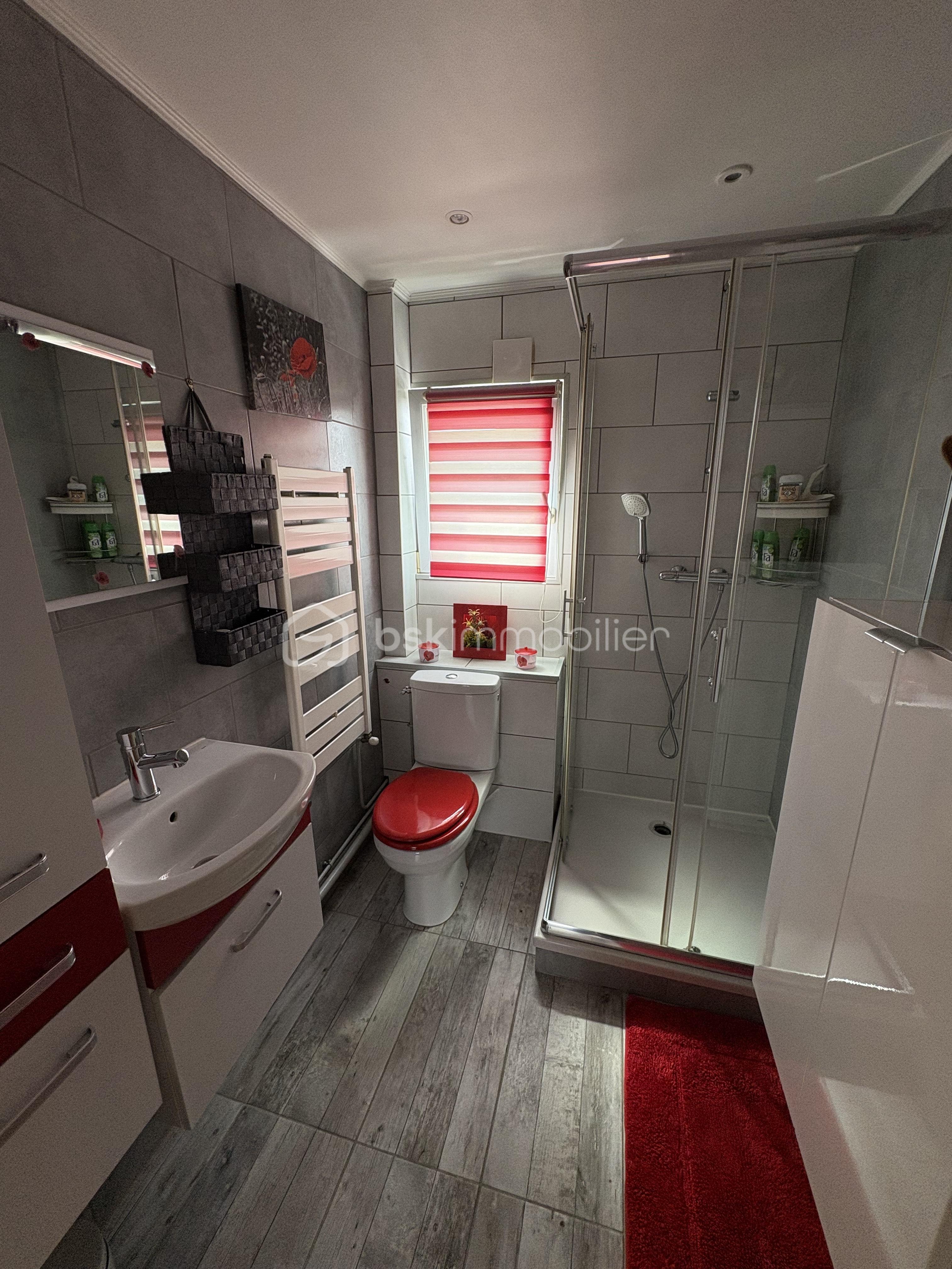 Maison de 80,08 m² - salle de douche 1.jpeg