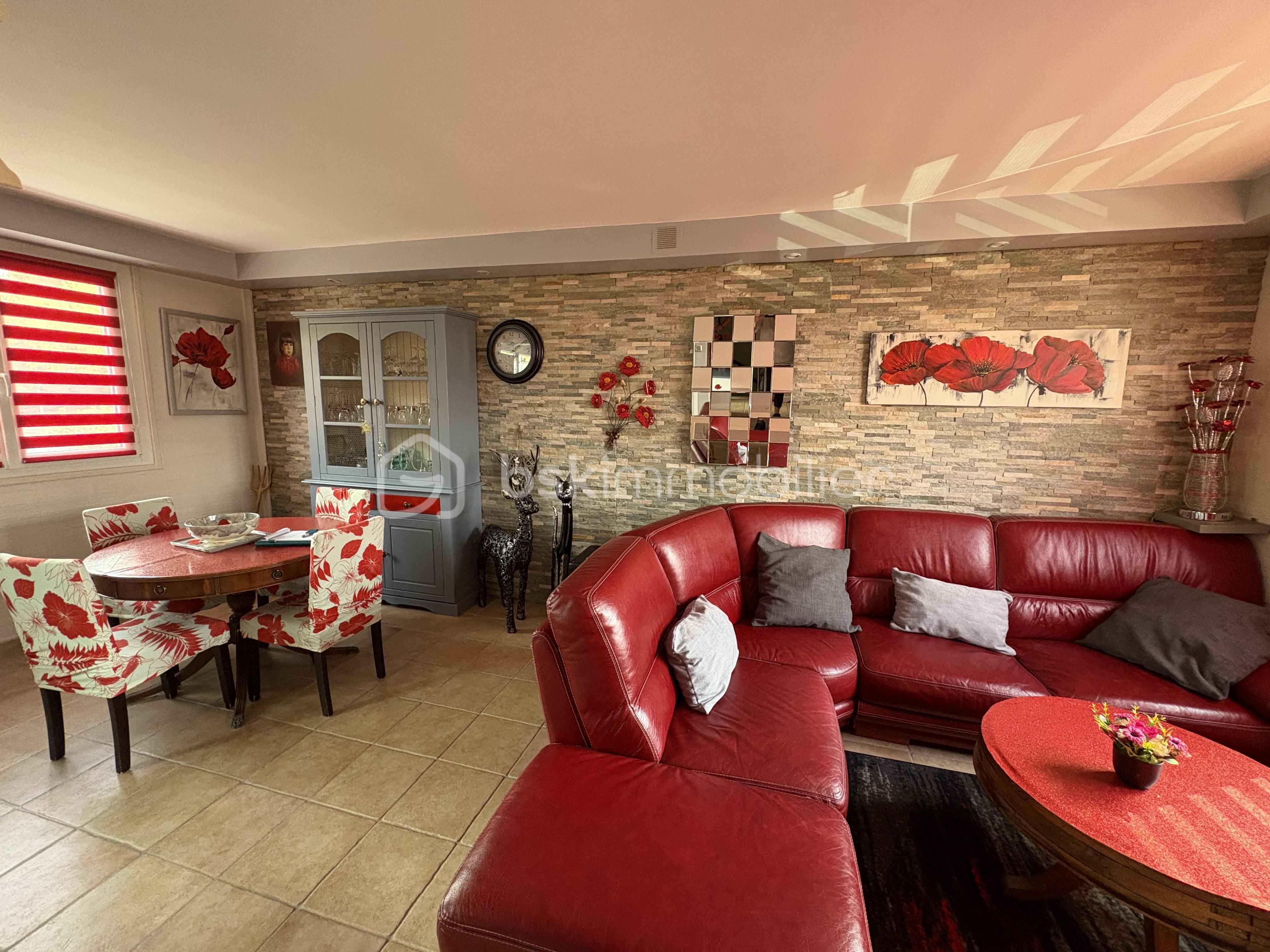 Maison de 80,08 m² - salon 2.jpeg