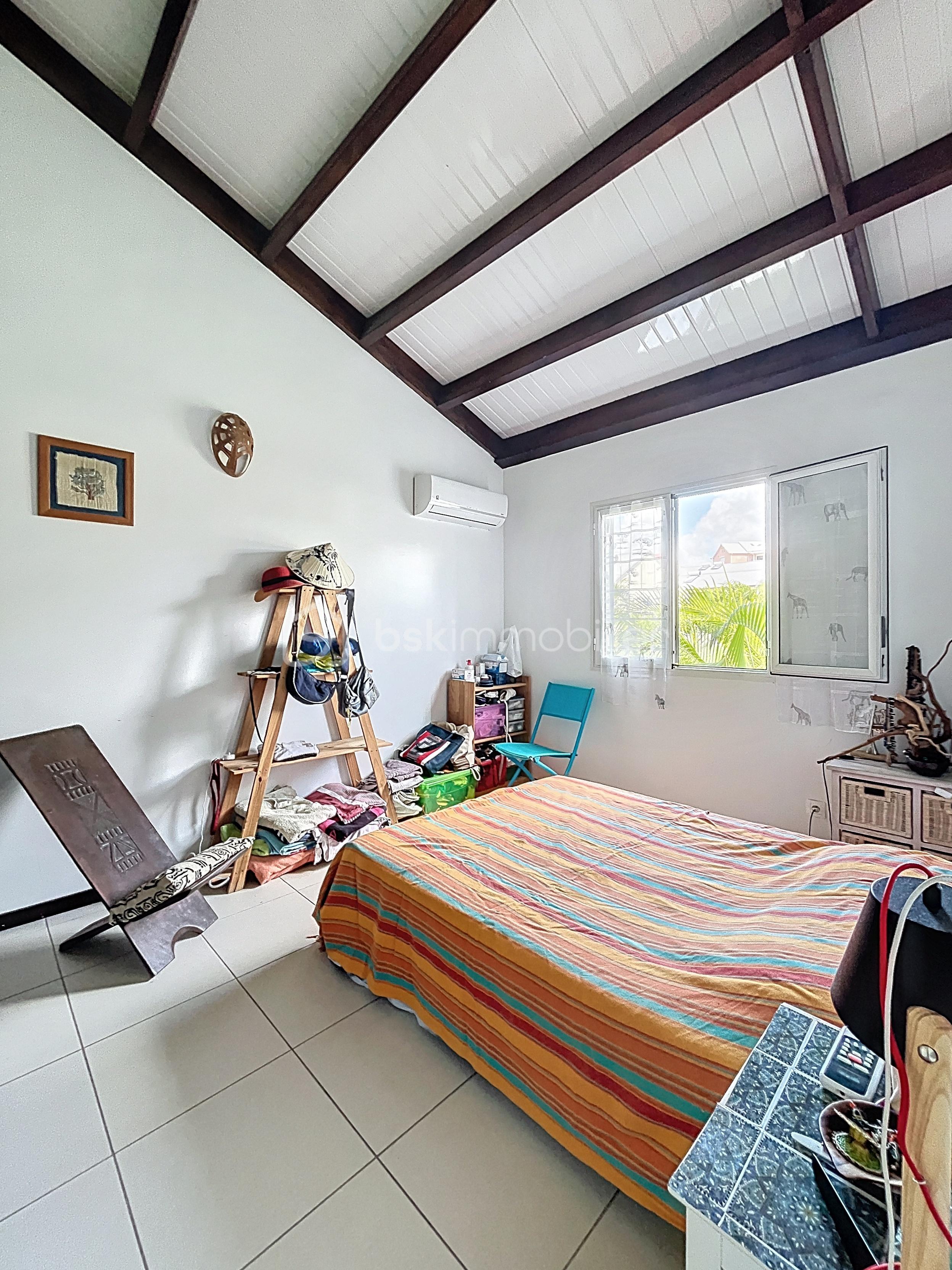 Appartement de 60,10 m² - grande chambre.jpg